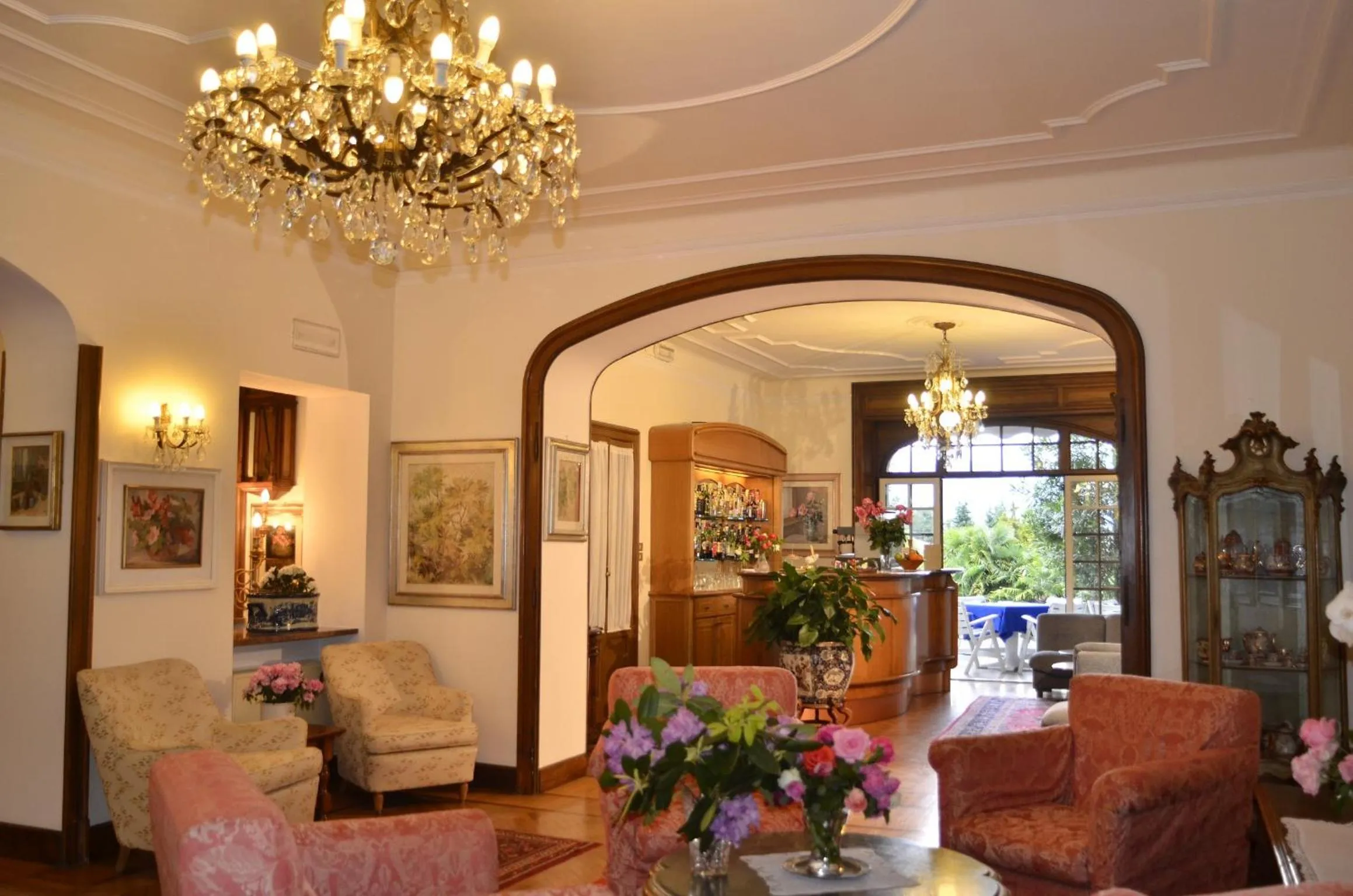 Lobby or reception in Hotel Royal