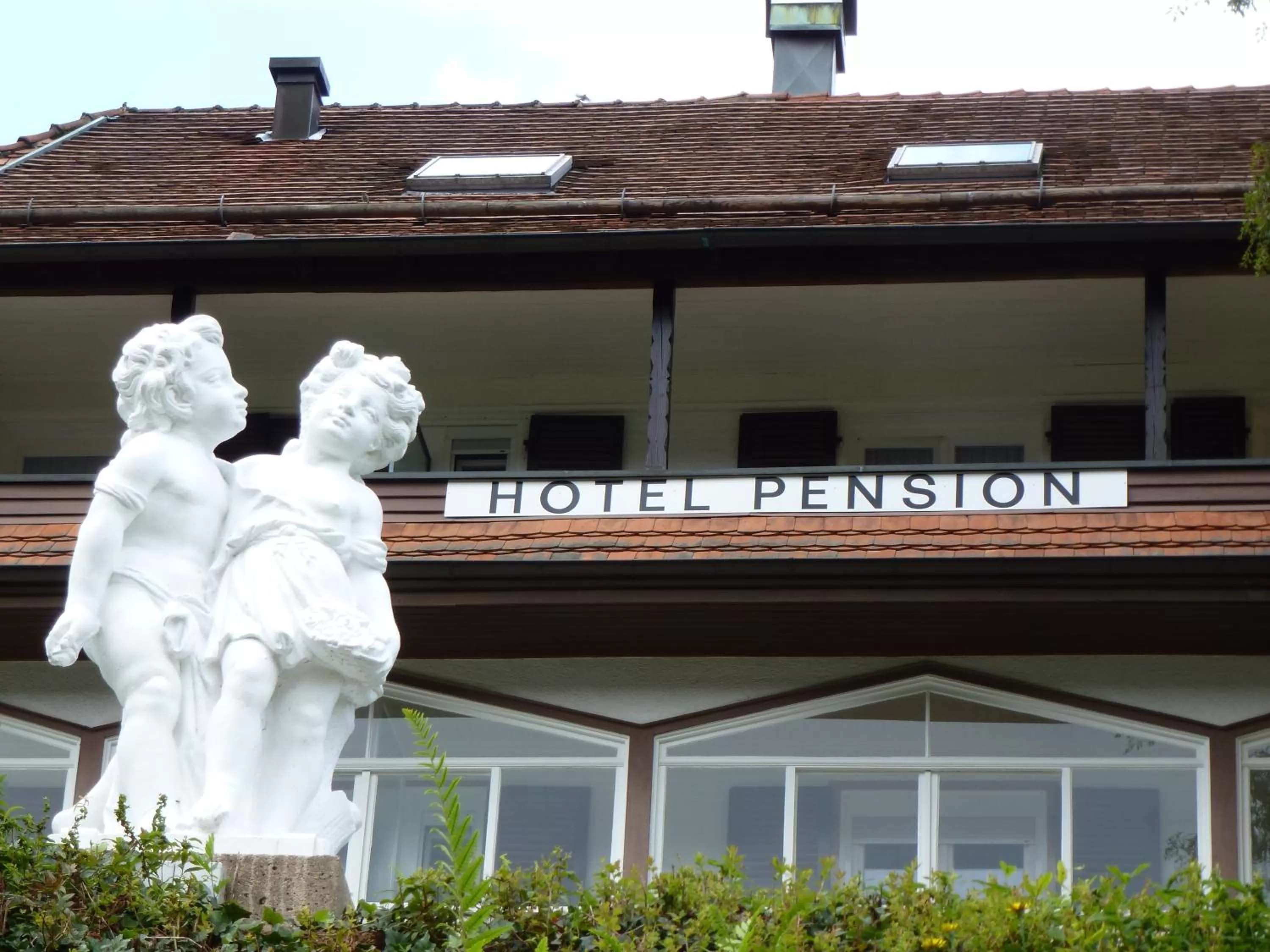 Facade/entrance in Waldschlösschen