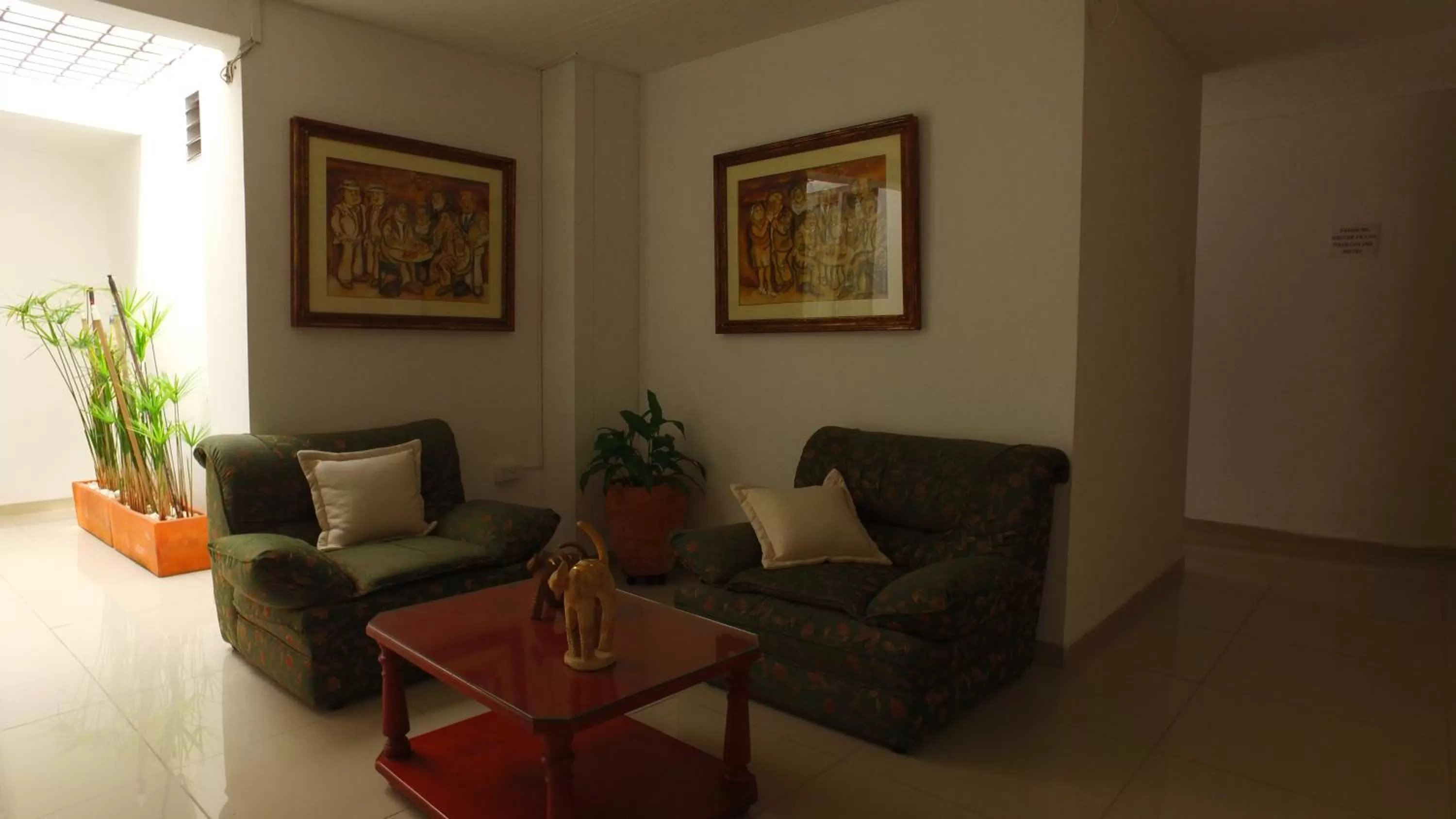 Decorative detail, Seating Area in Hotel Cafe Plaza