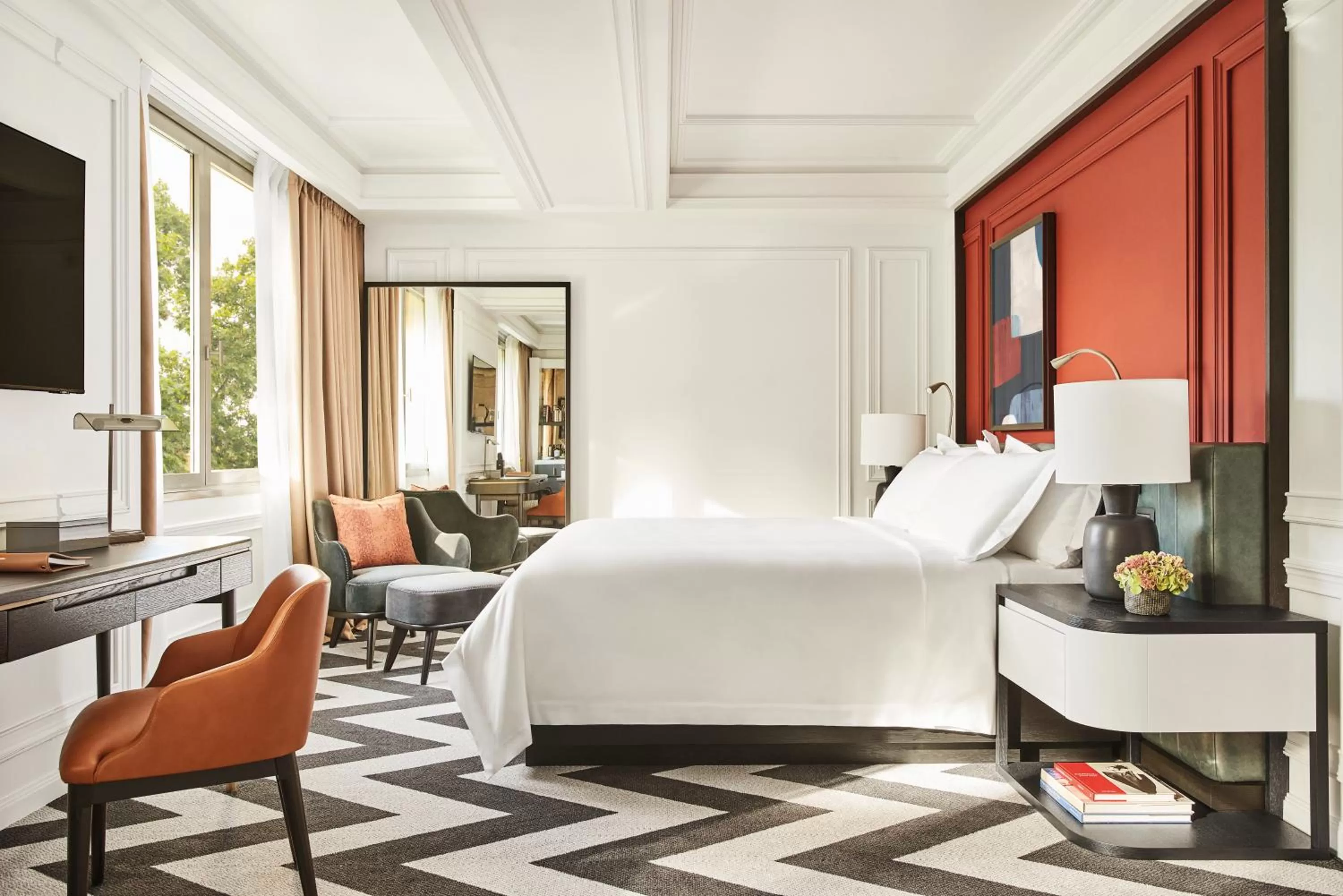 Bed in Rosewood Villa Magna