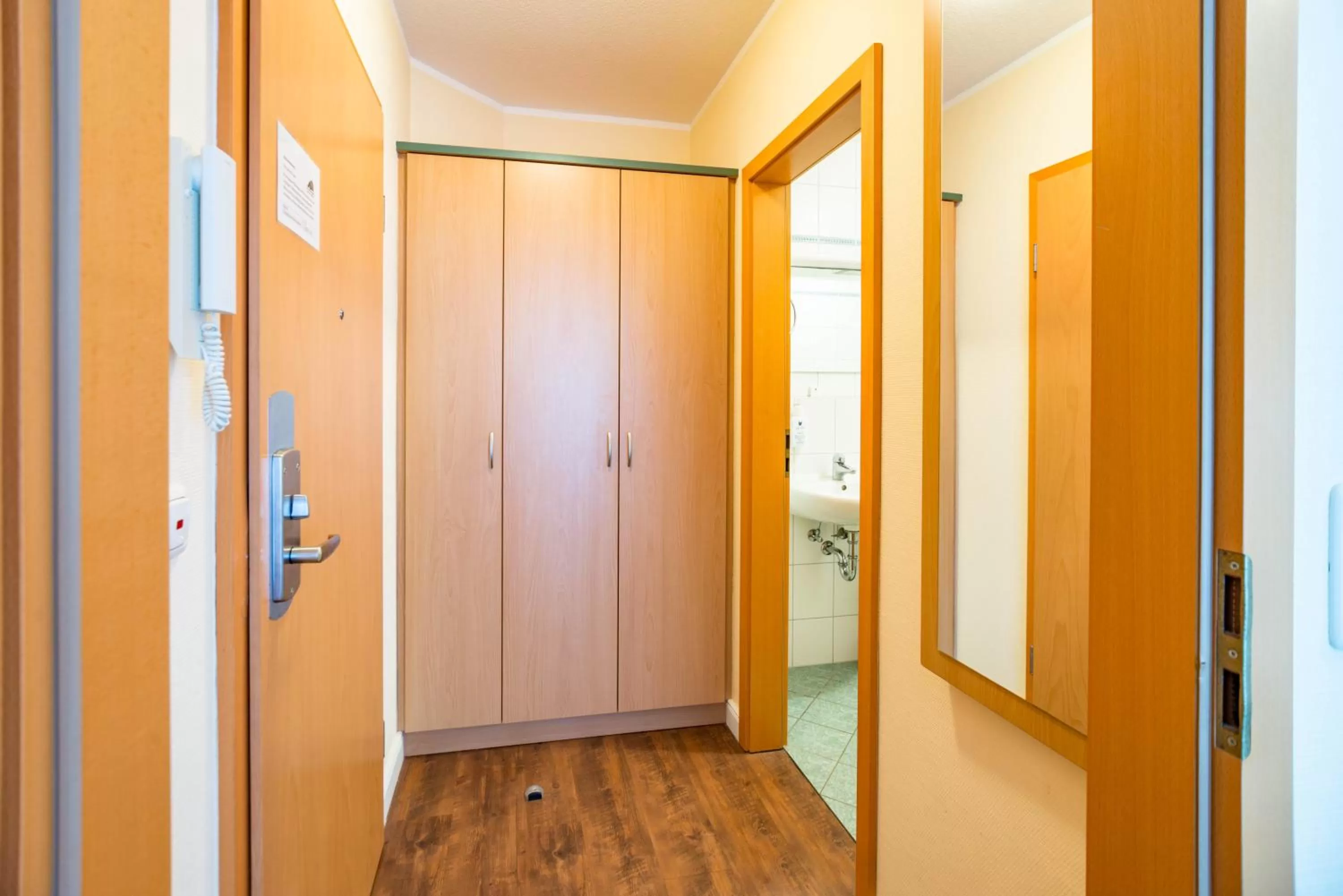 Photo of the whole room in Am Weststrand Apartmenthaus Waldeck