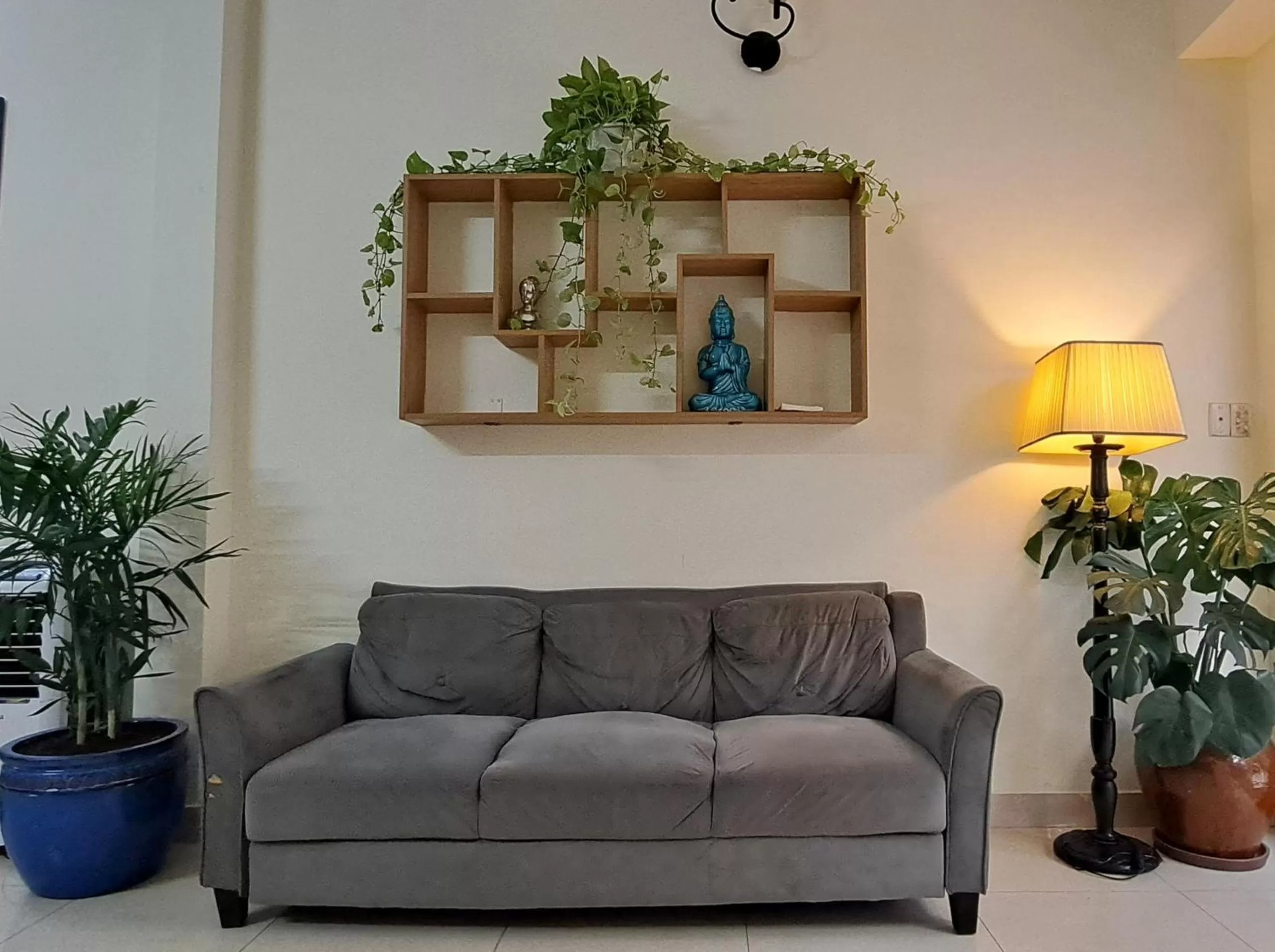 Lobby or reception in The Alley Saigon Hotel