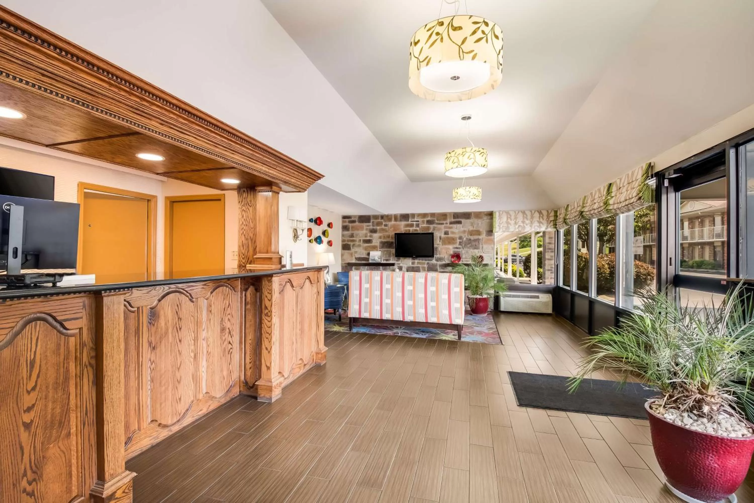 Lobby or reception in Best Western Inn Winchester