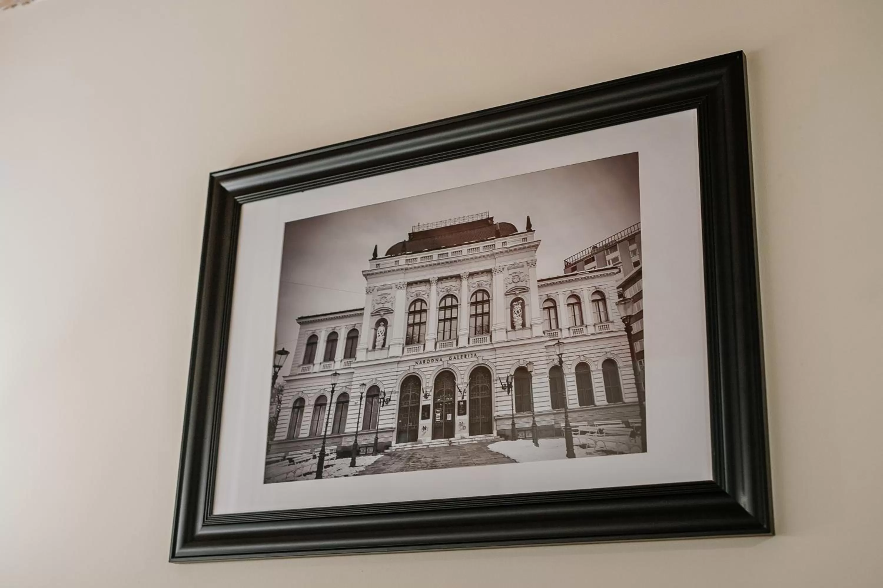 Decorative detail in Operna klet Ljubljana