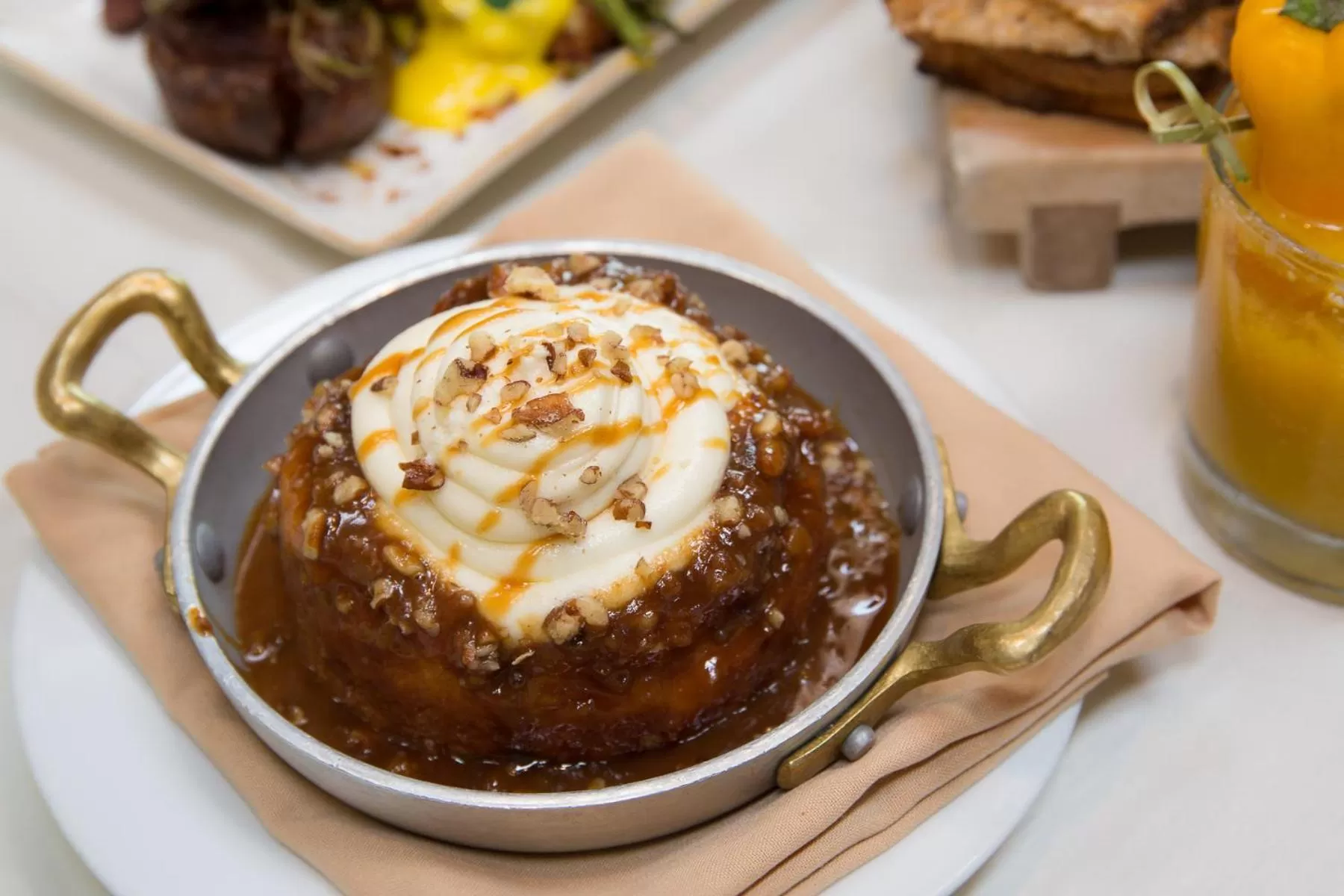 Breakfast in The Hermosa Inn