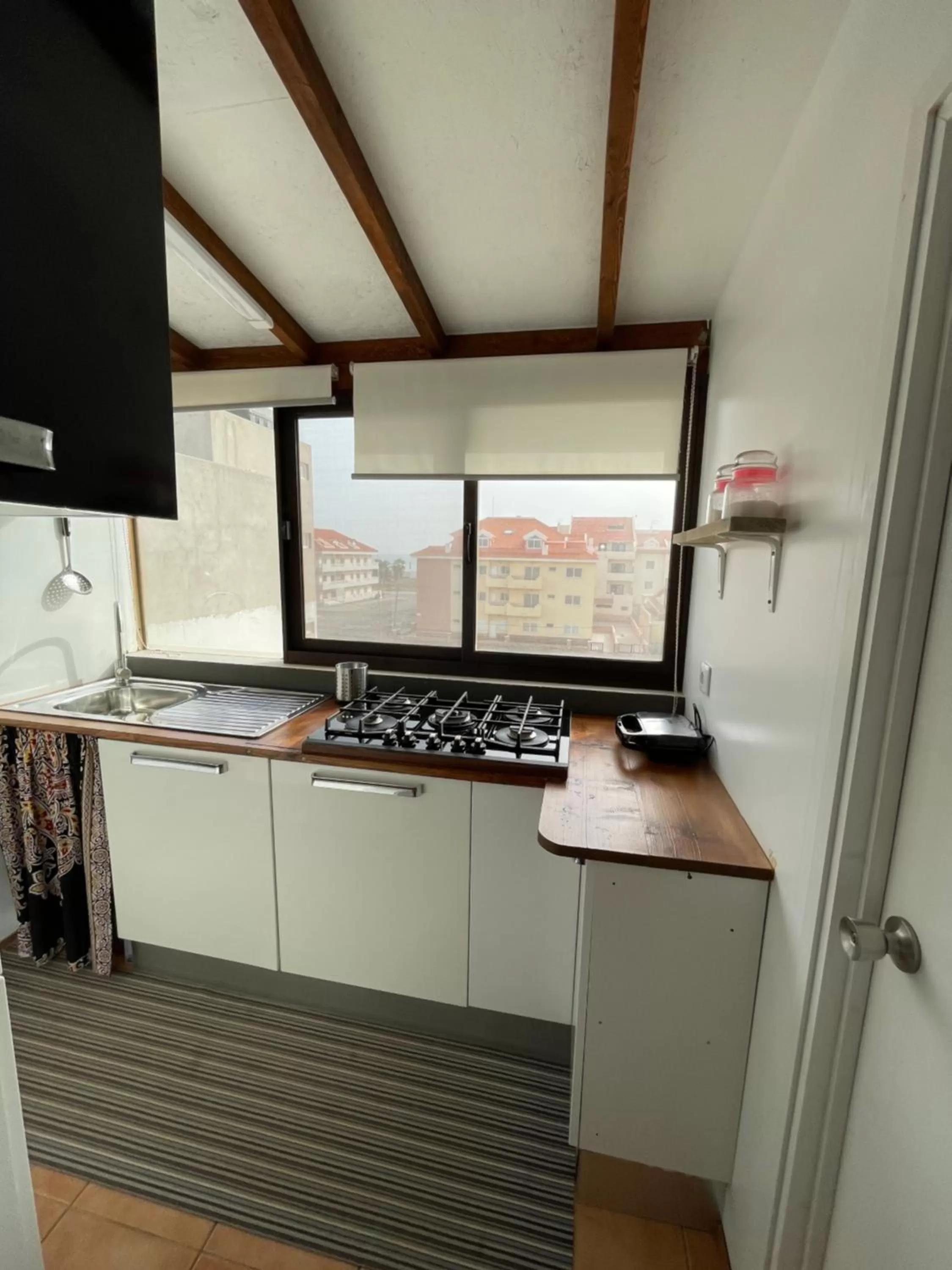 Kitchen or kitchenette, Kitchen/Kitchenette in Blue eagle