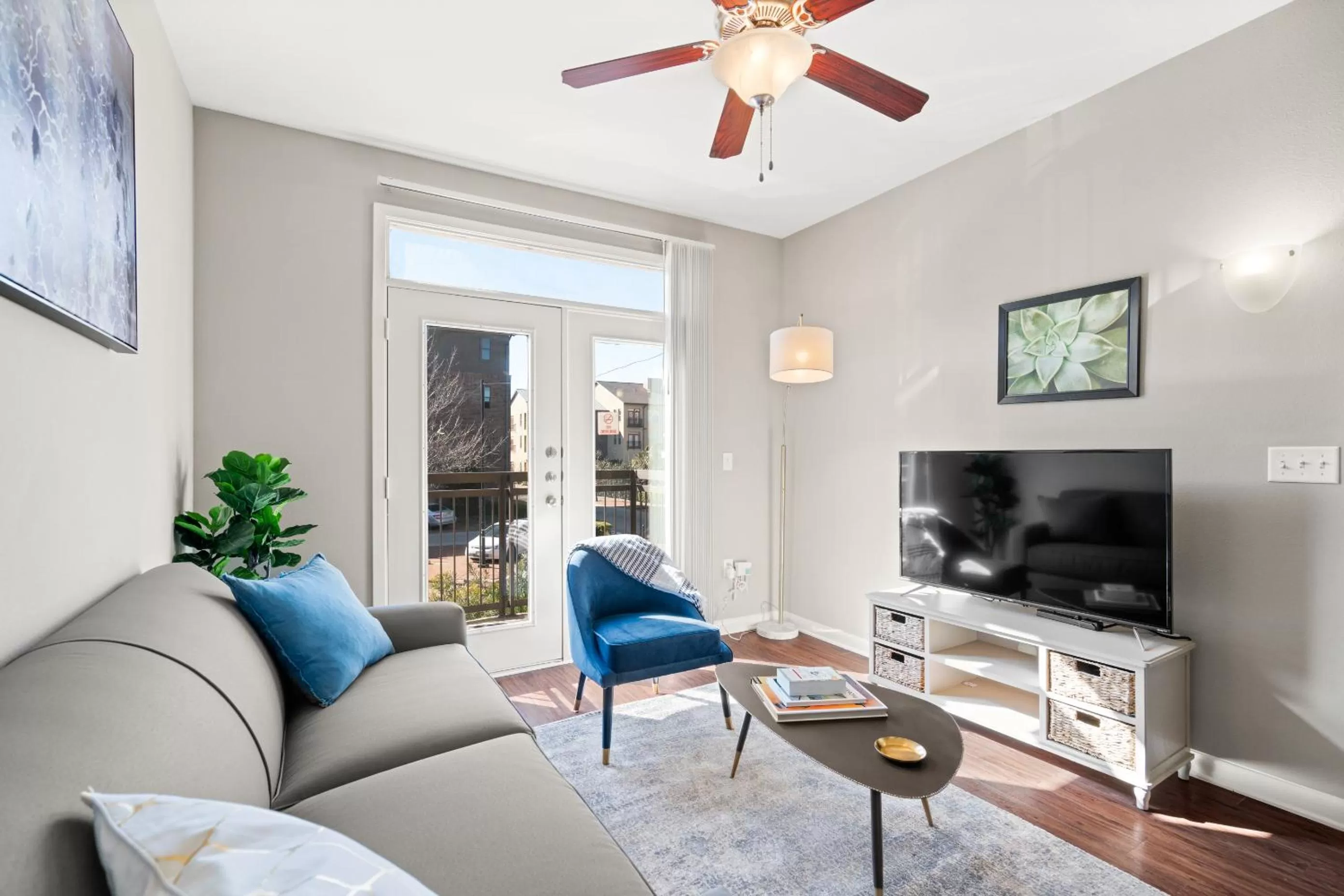 TV and multimedia, Seating Area in Kasa Legacy Town Center Plano