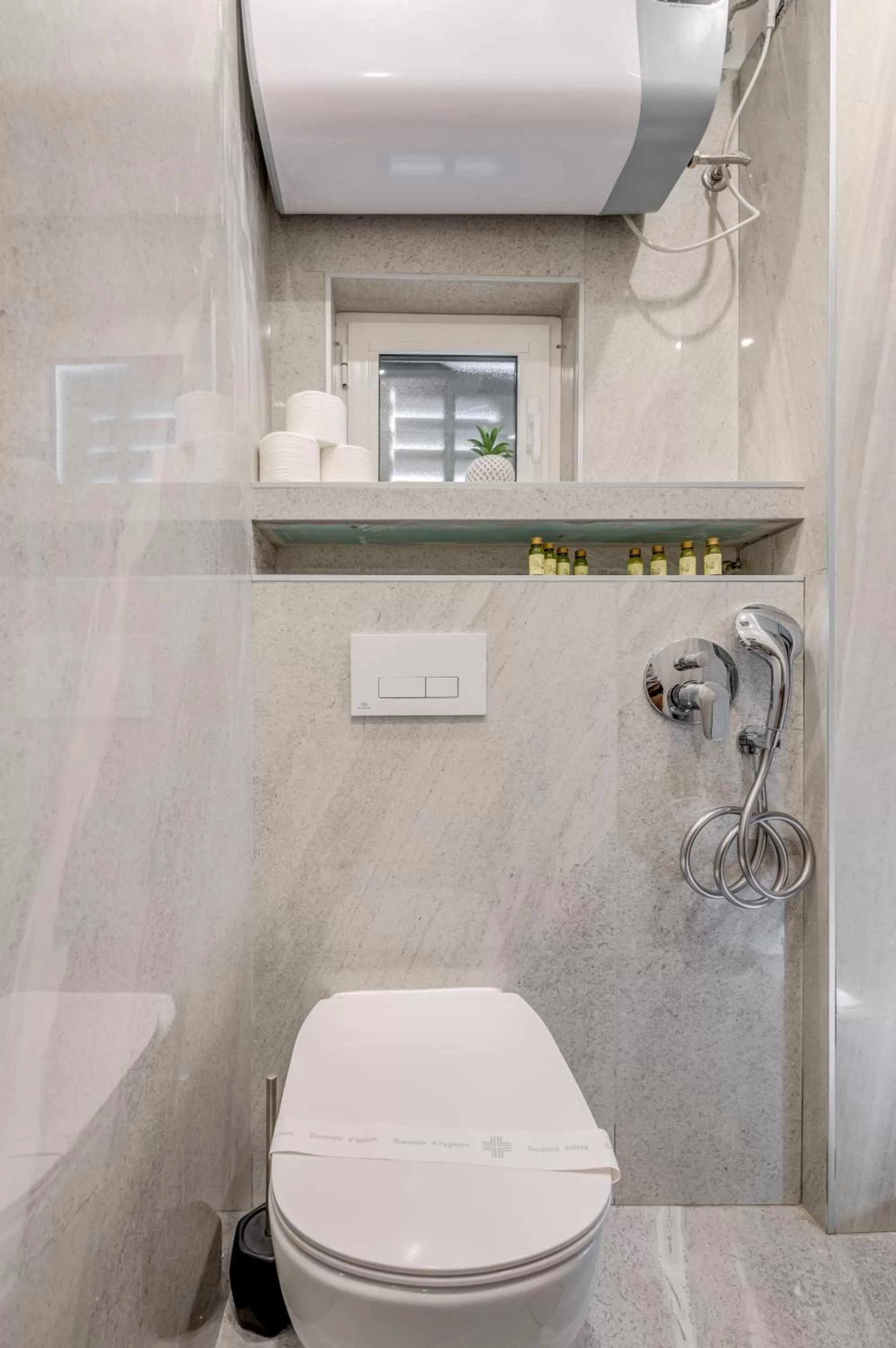 Toilet in Makarun Heritage Rooms