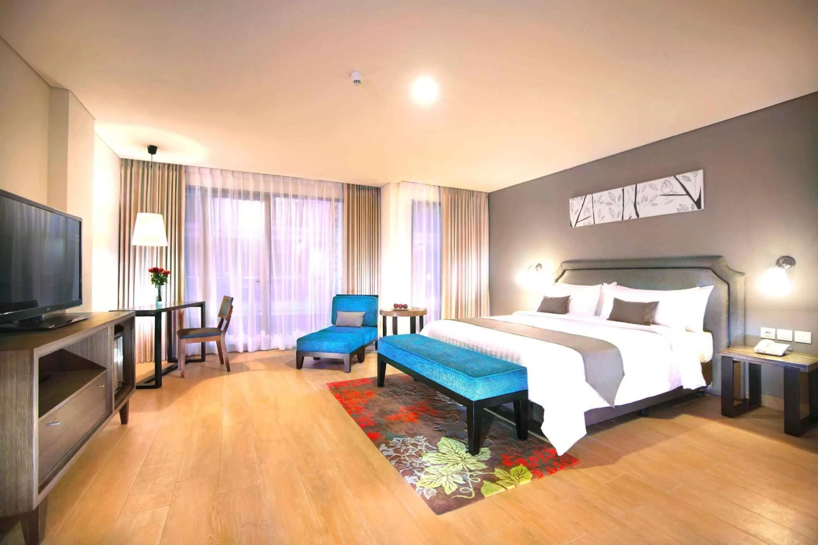 Bedroom, Bed in Harper Kuta Hotel by ASTON