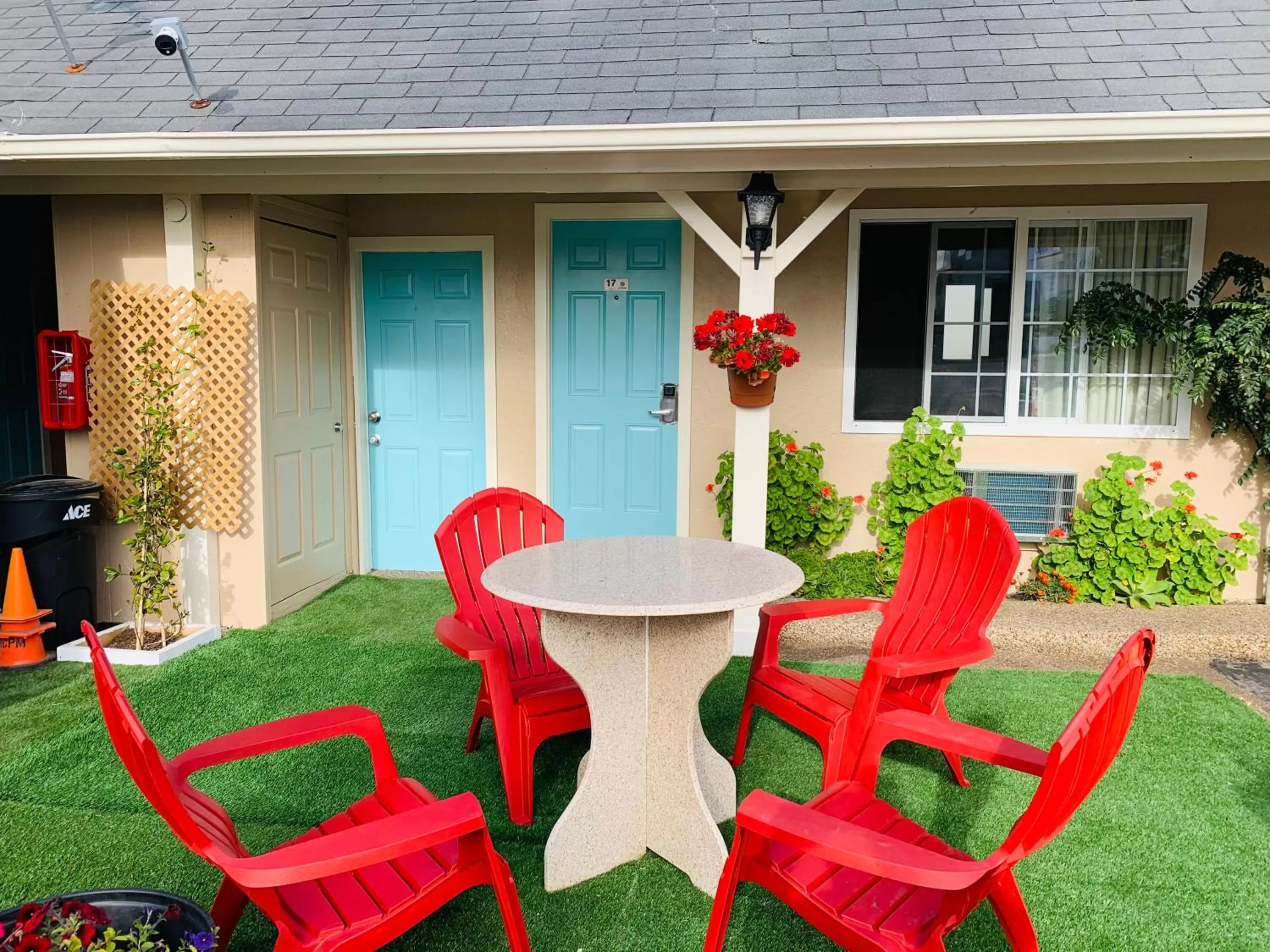 Floor plan in Central Coast Inn Cayucos