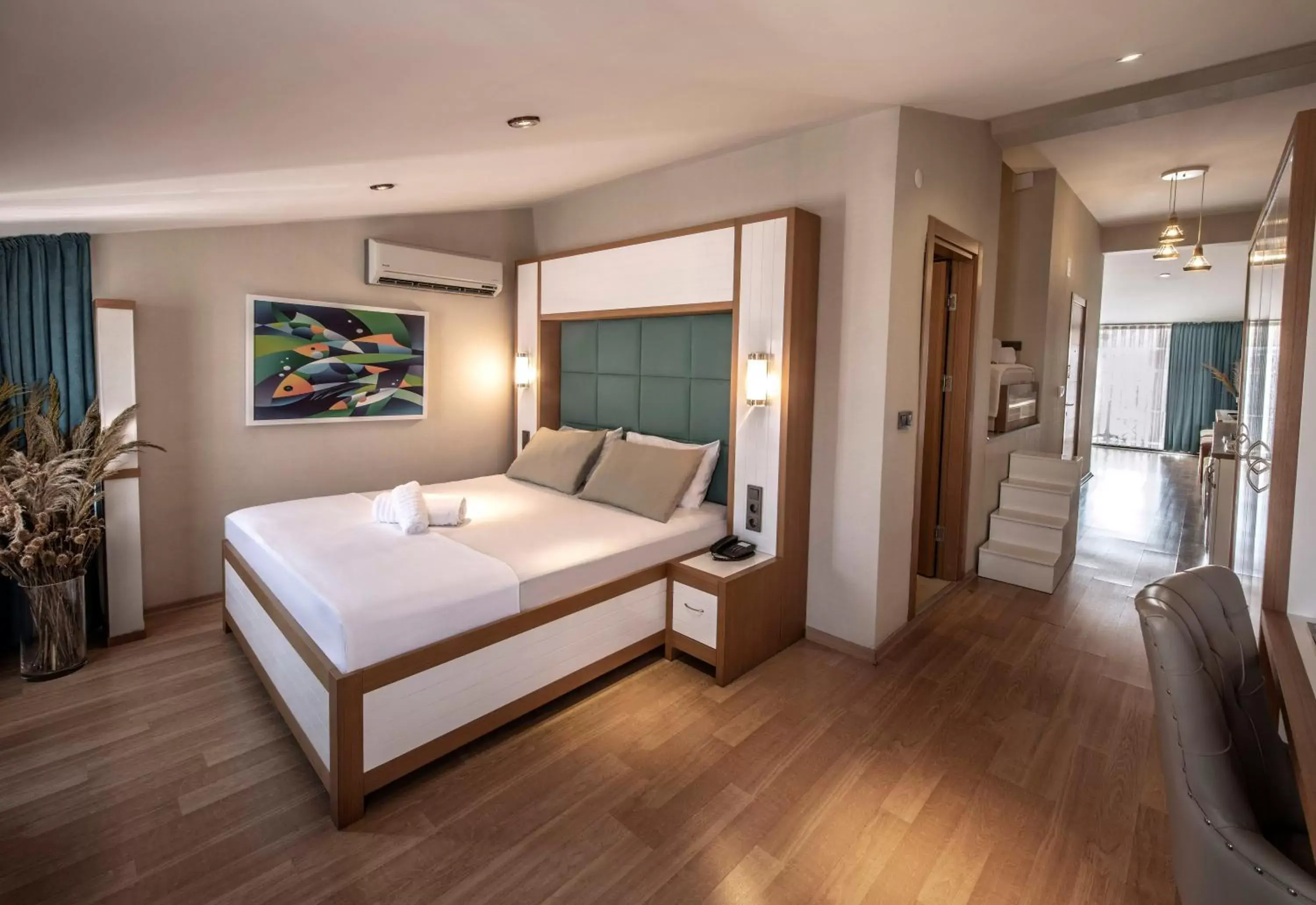 King Suite with Balcony in Mezzo Hotel King Suite with Balcony in Mezzo Hotel