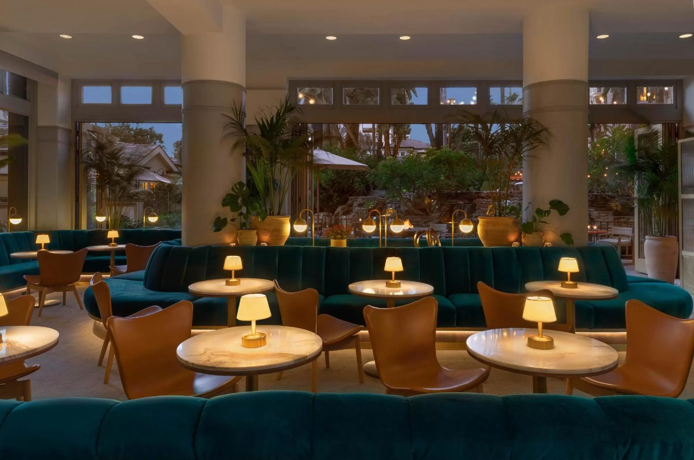 Restaurant/places to eat in Fairmont Miramar Hotel & Bungalows