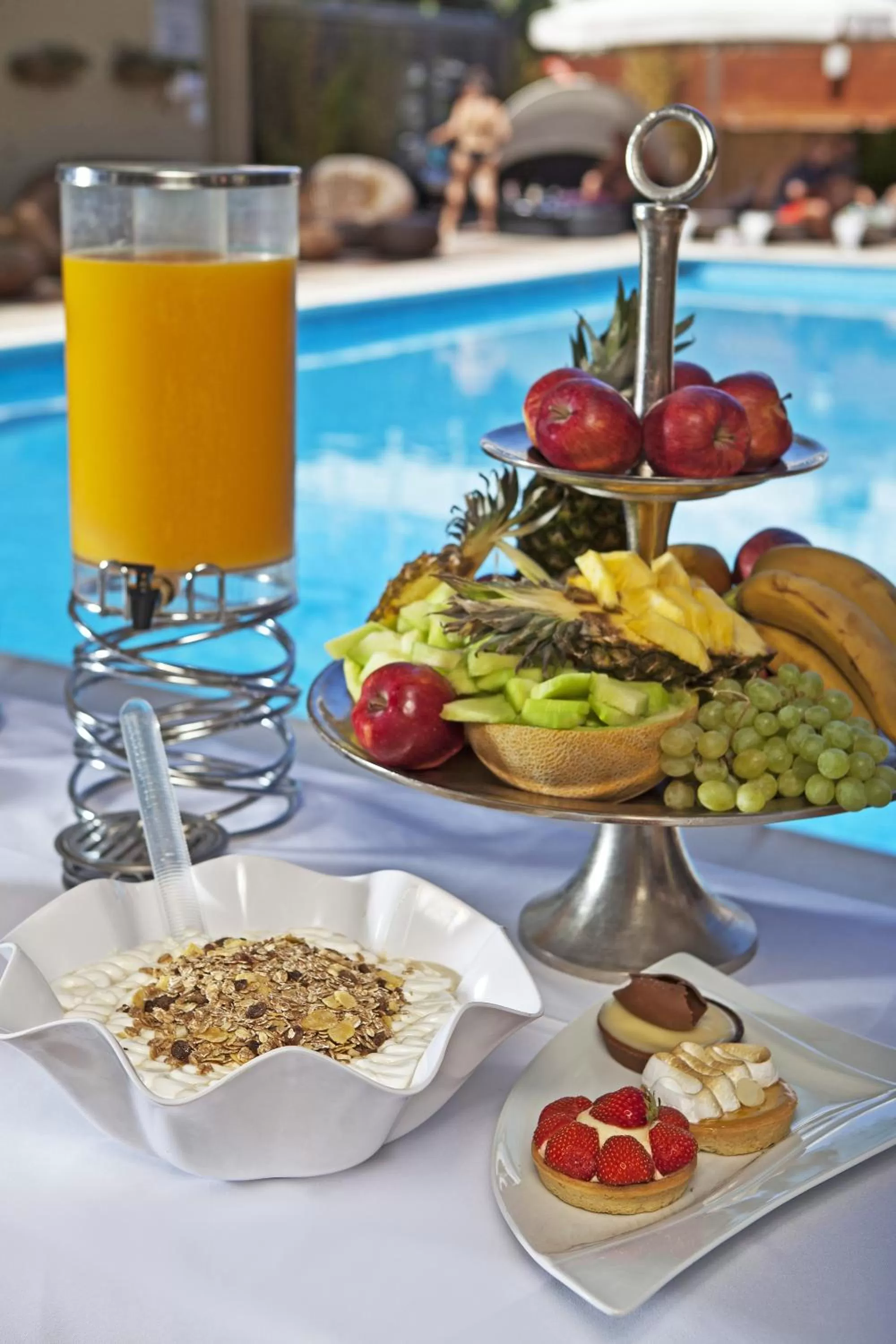 Swimming pool in Congo Palace