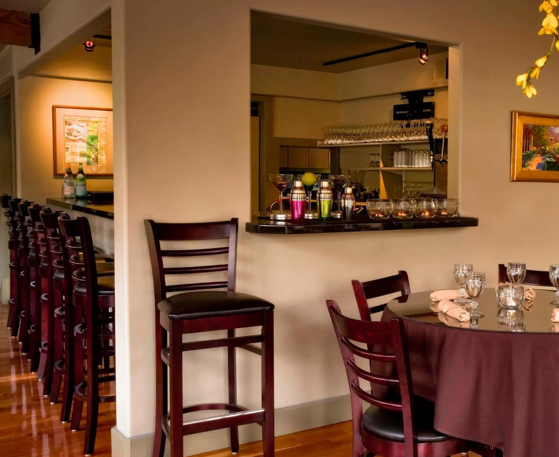 Restaurant/places to eat in Flanigan`s Resort and Spa