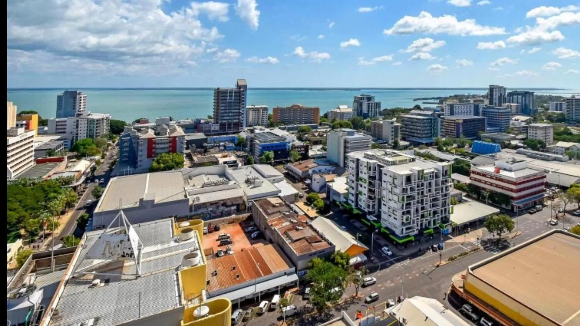 City view in Darwin Harbour Suites