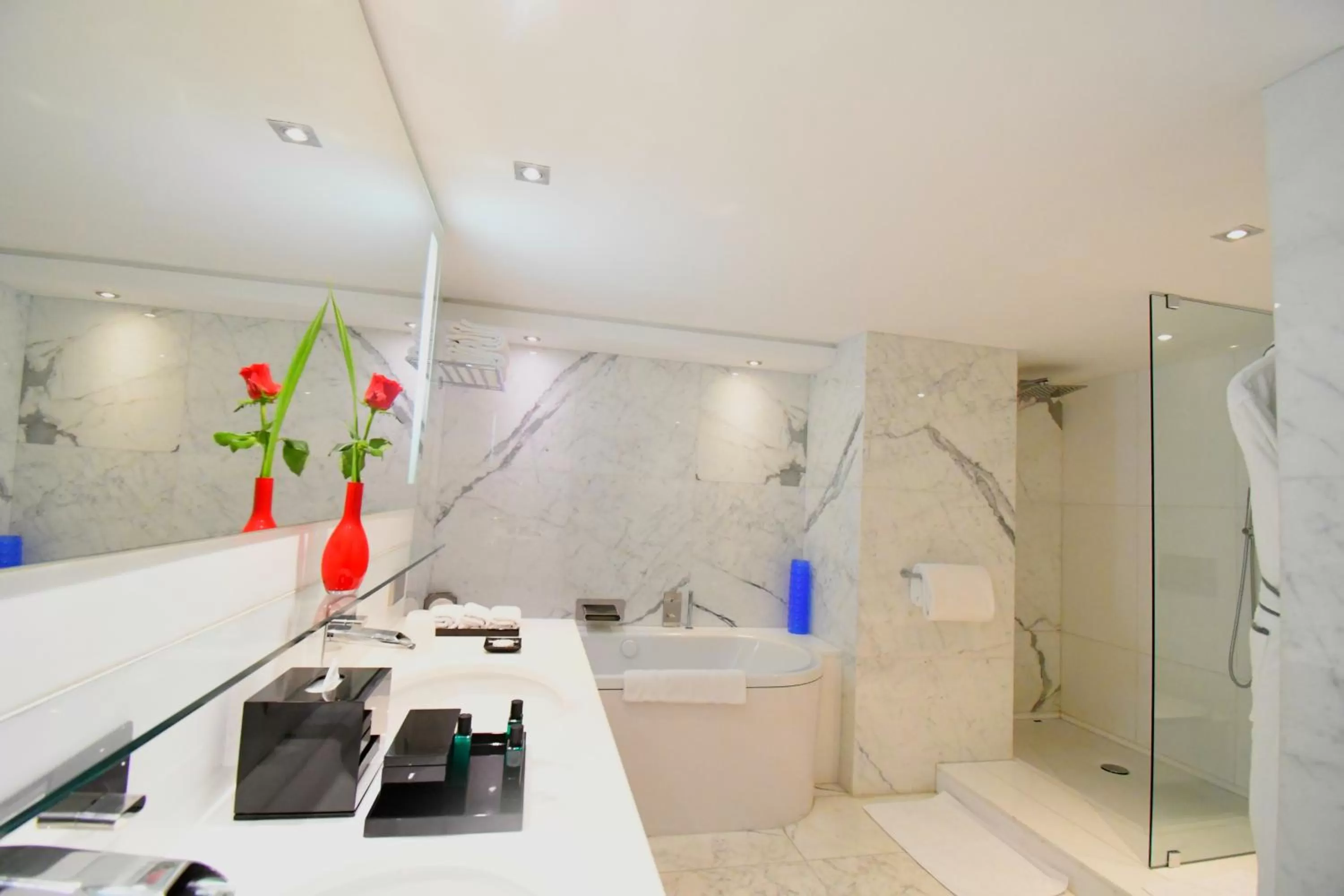 Bathroom in Sofitel Abidjan Hotel Ivoire