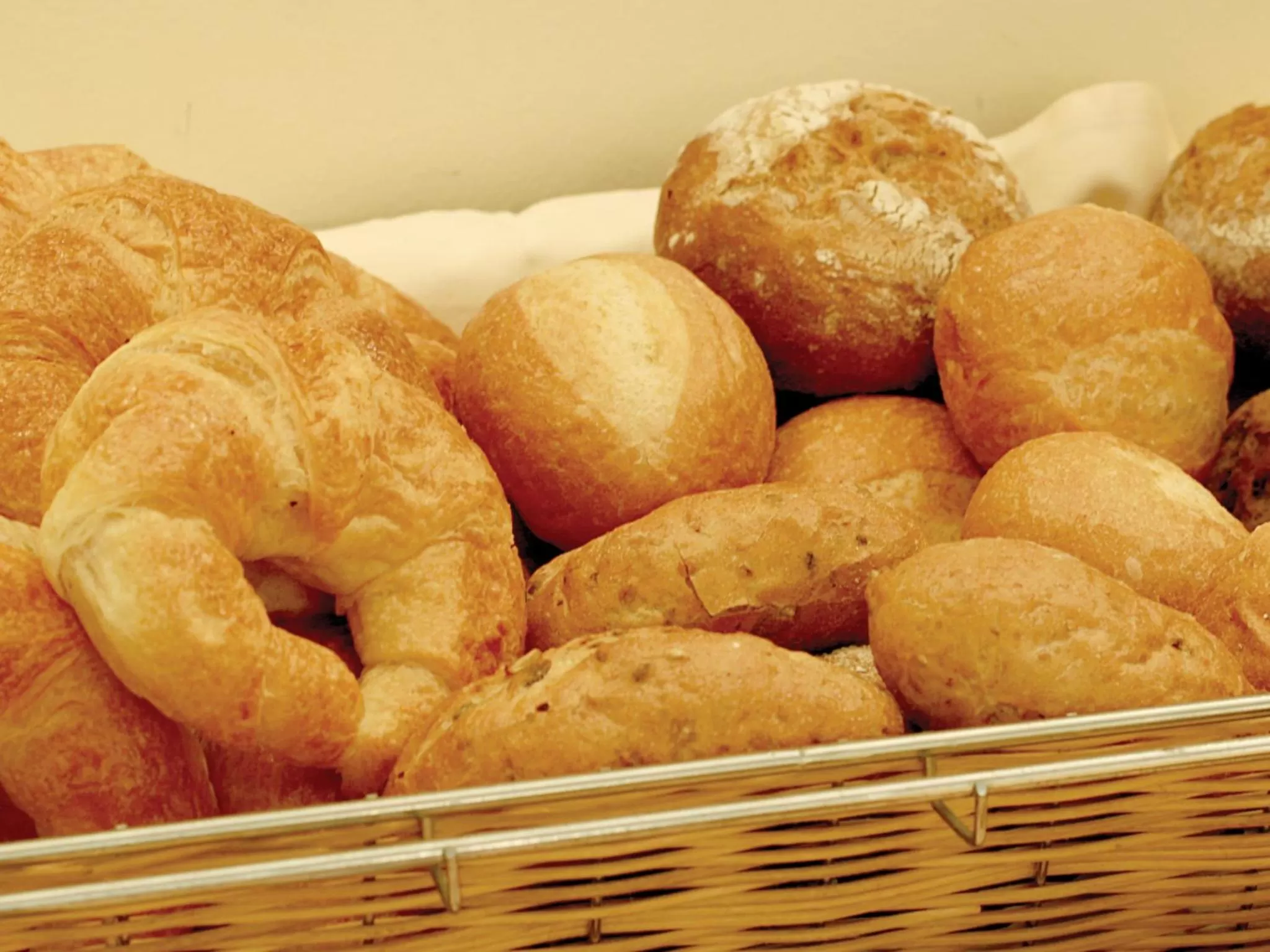 Buffet breakfast in Hotel Garni Golf