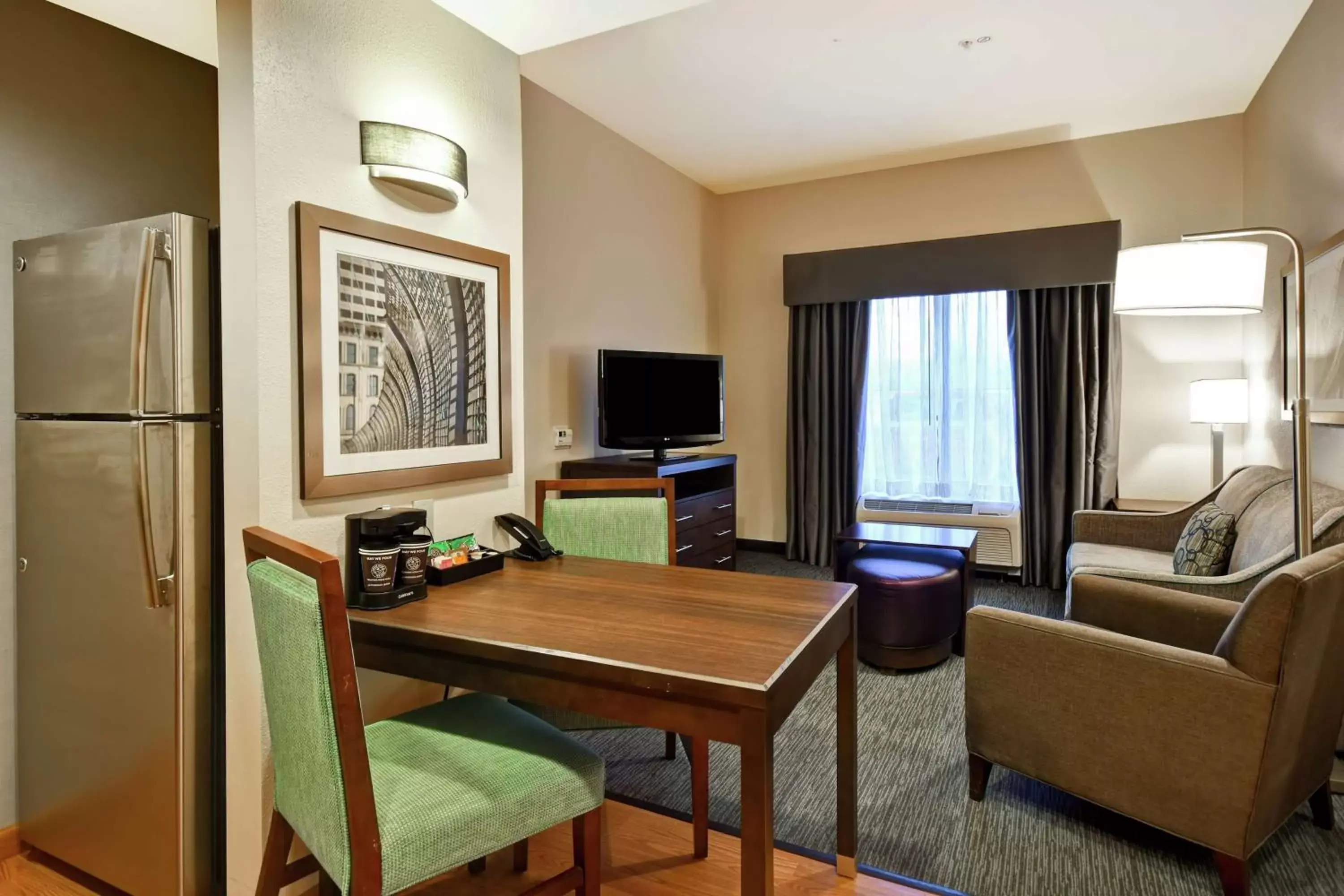 King Suite - Mobility Access/Non-Smoking in Homewood Suites by Hilton Cincinnati-Milford King Suite - Mobility Access/Non-Smoking in Homewood Suites by Hilton Cincinnati-Milford