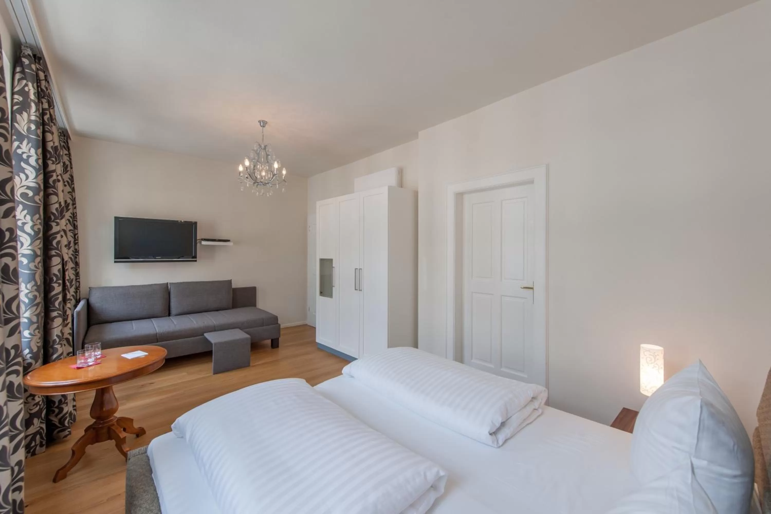 Photo of the whole room, Bed in Altstadthotel Wolf-Dietrich