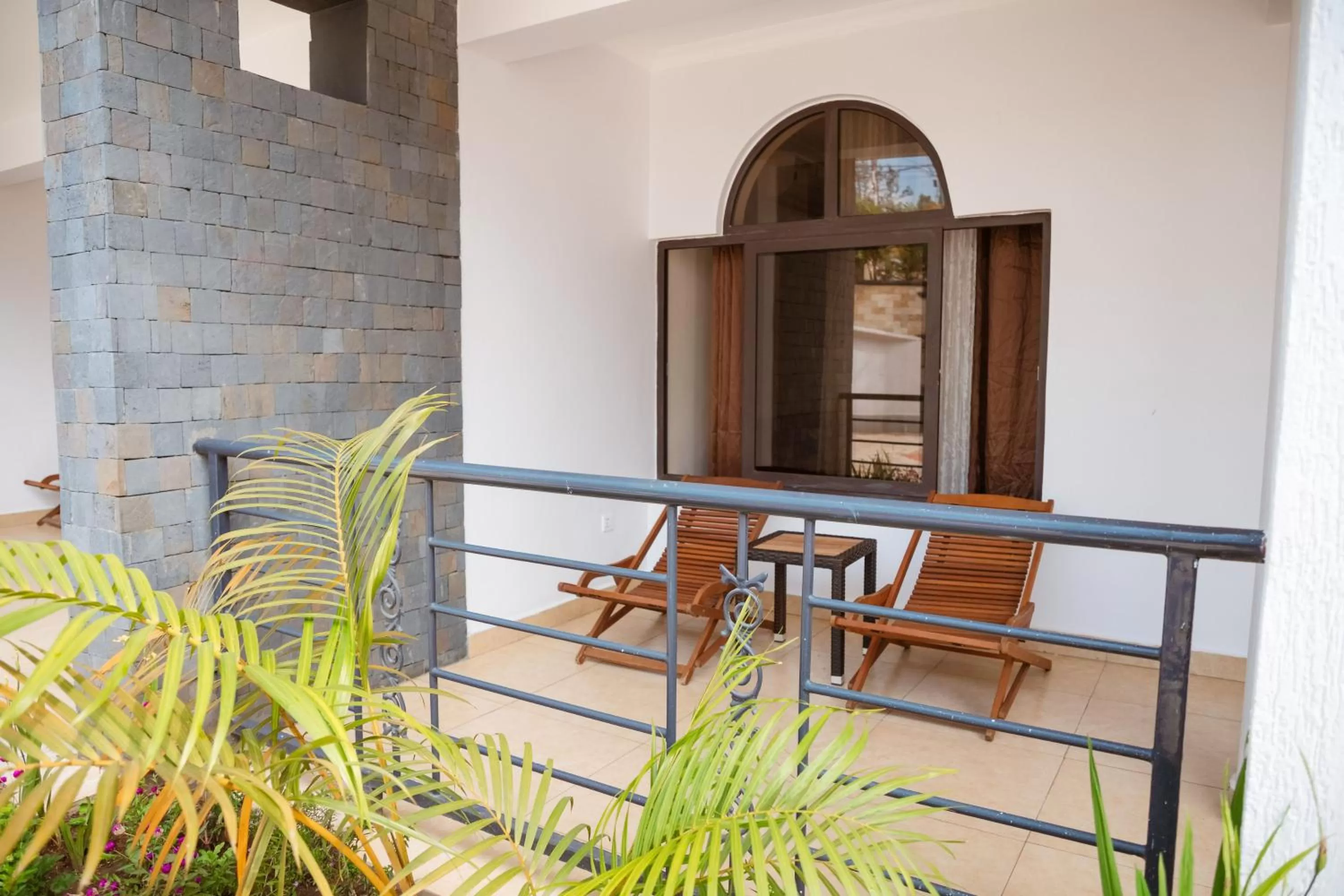 Patio in Ndaru Luxury Suites