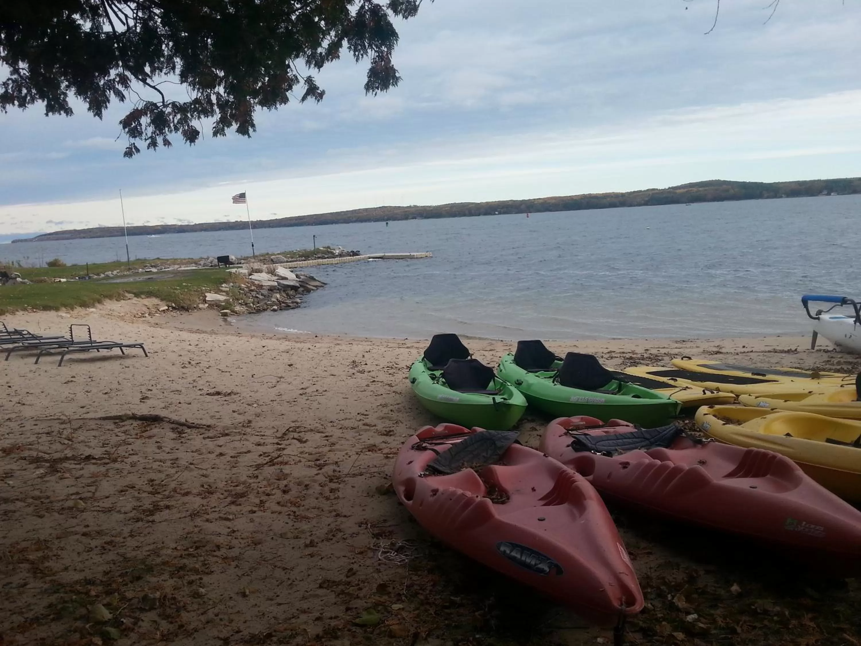 Canoeing in Beach Harbor Resort