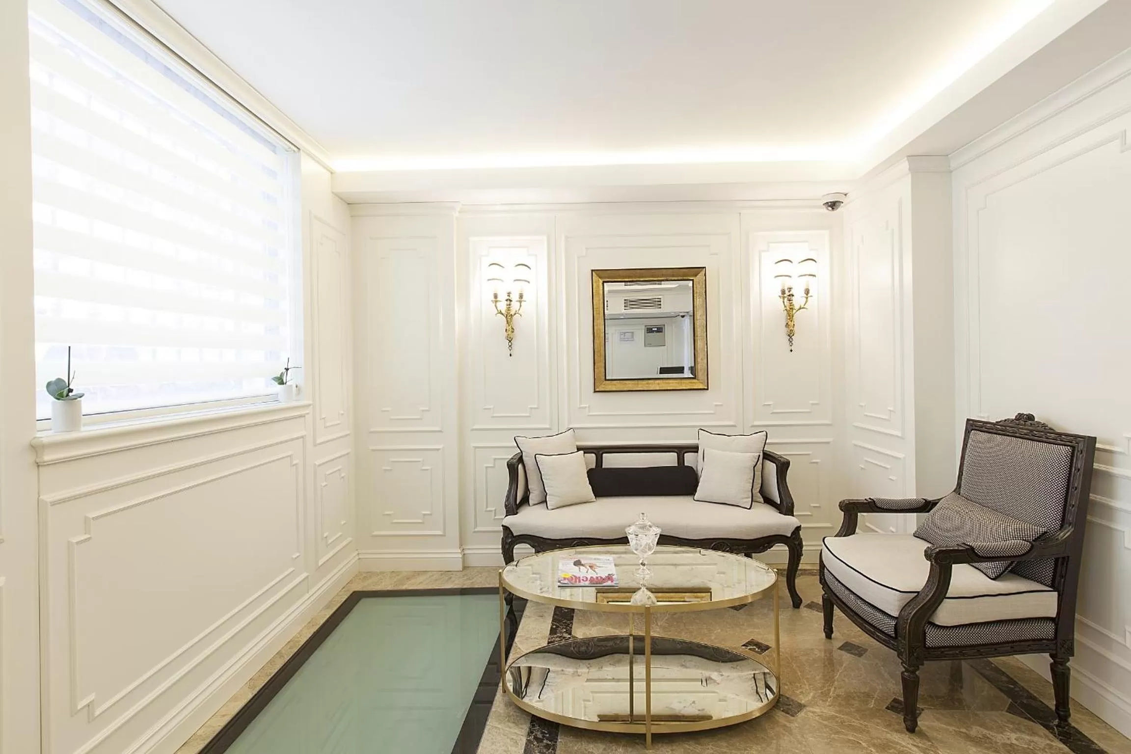 Lobby or reception in Perla Galata Hotel