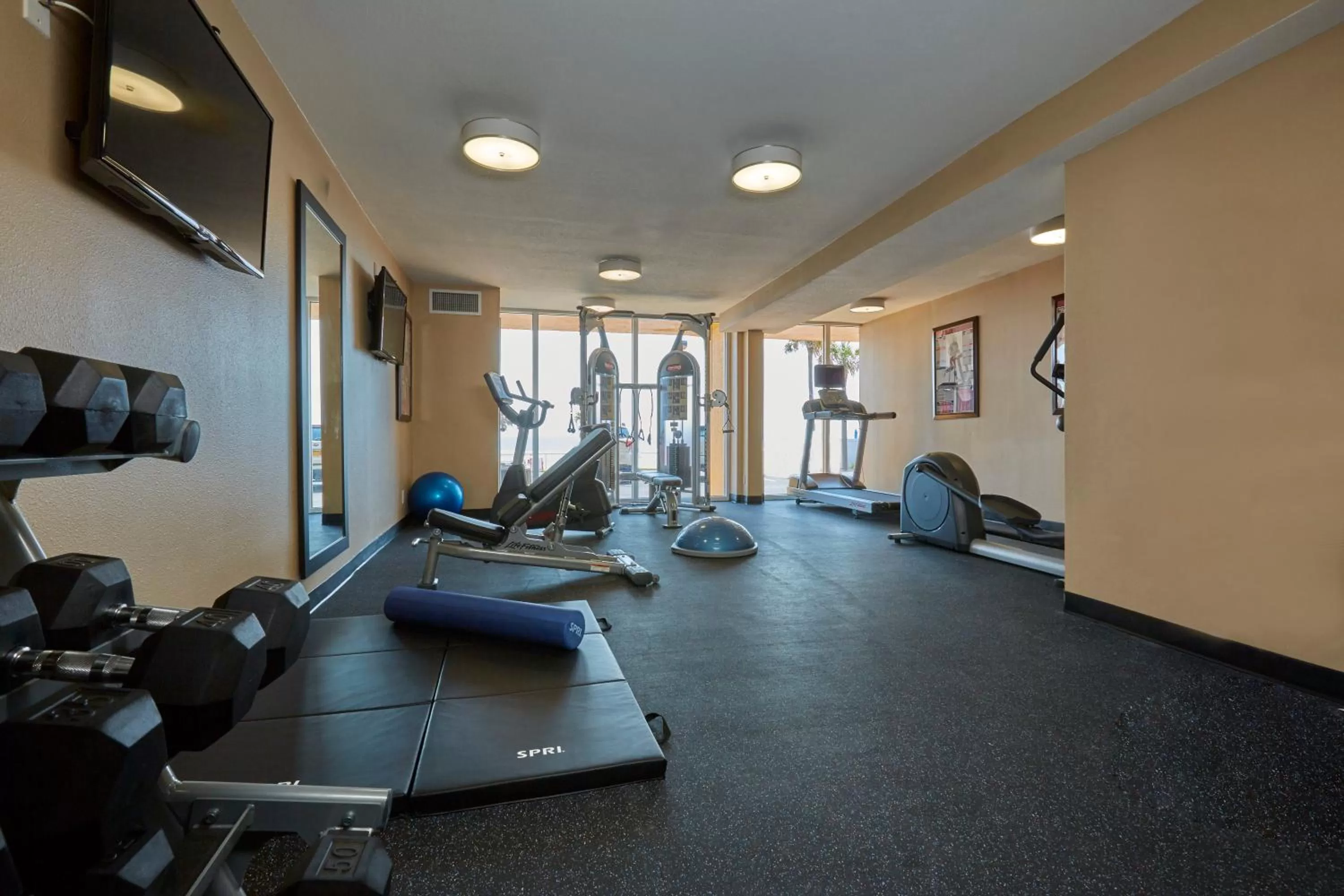 Fitness centre/facilities in Holiday Inn Resort Daytona Beach Oceanfront by IHG