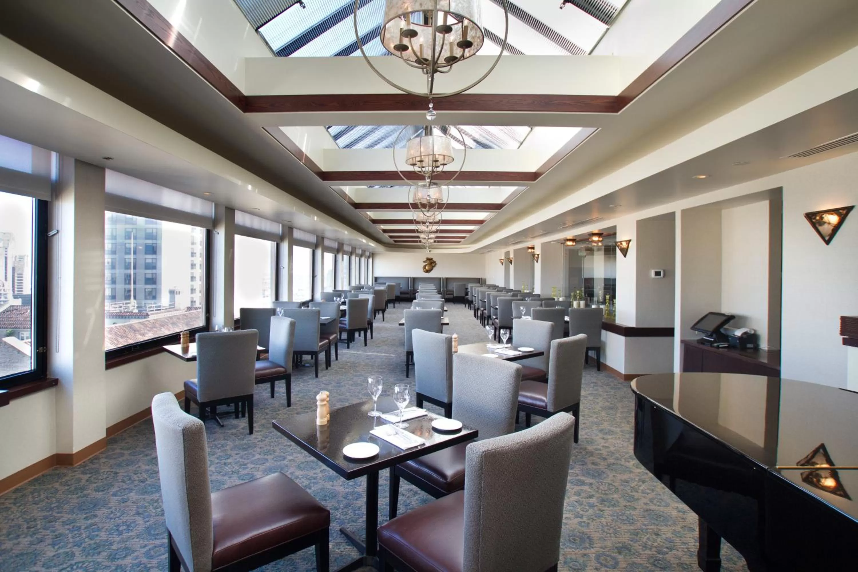 Restaurant/places to eat in Marines' Memorial Club & Hotel Union Square