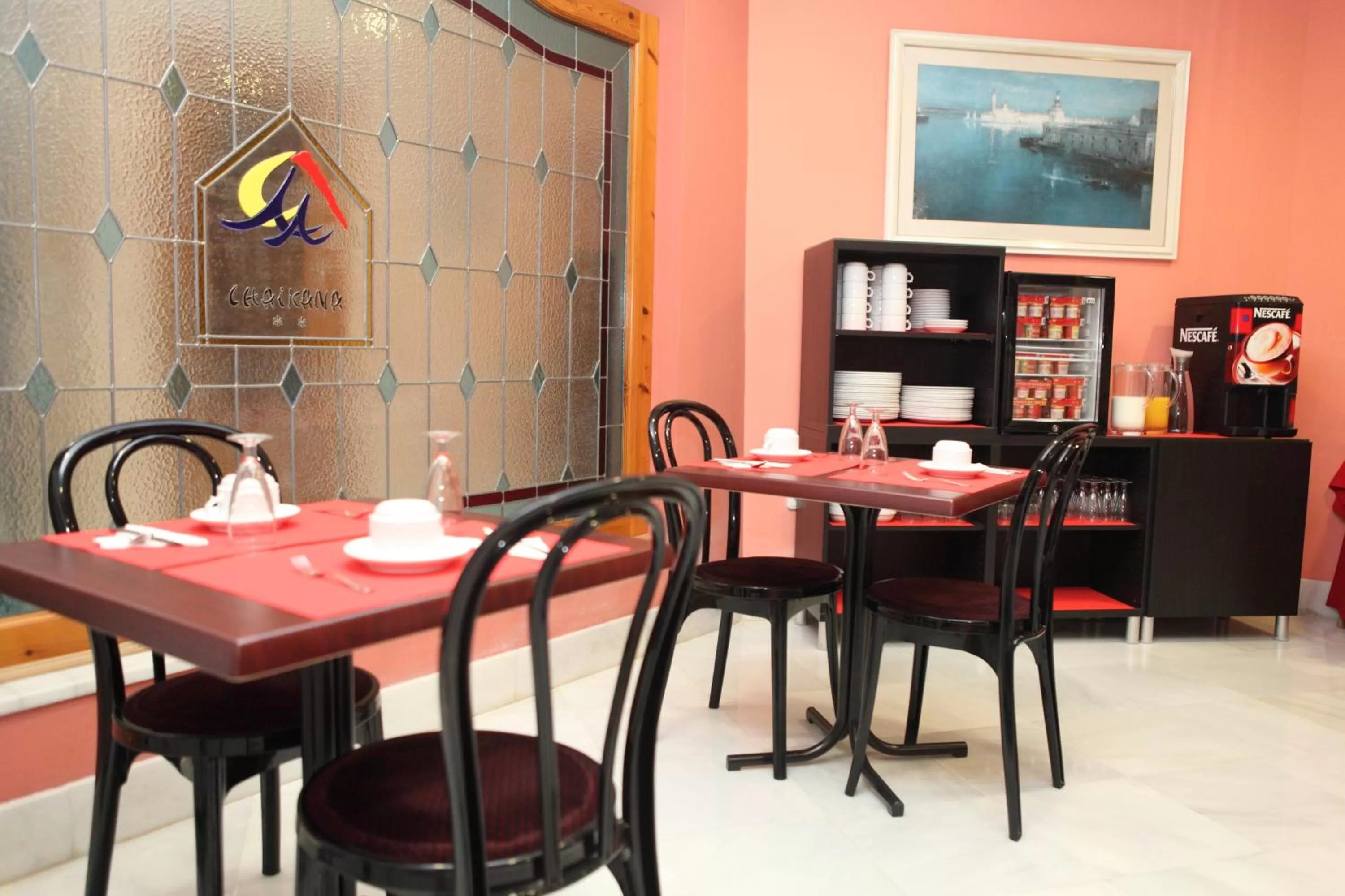 Restaurant/places to eat in Chaikana