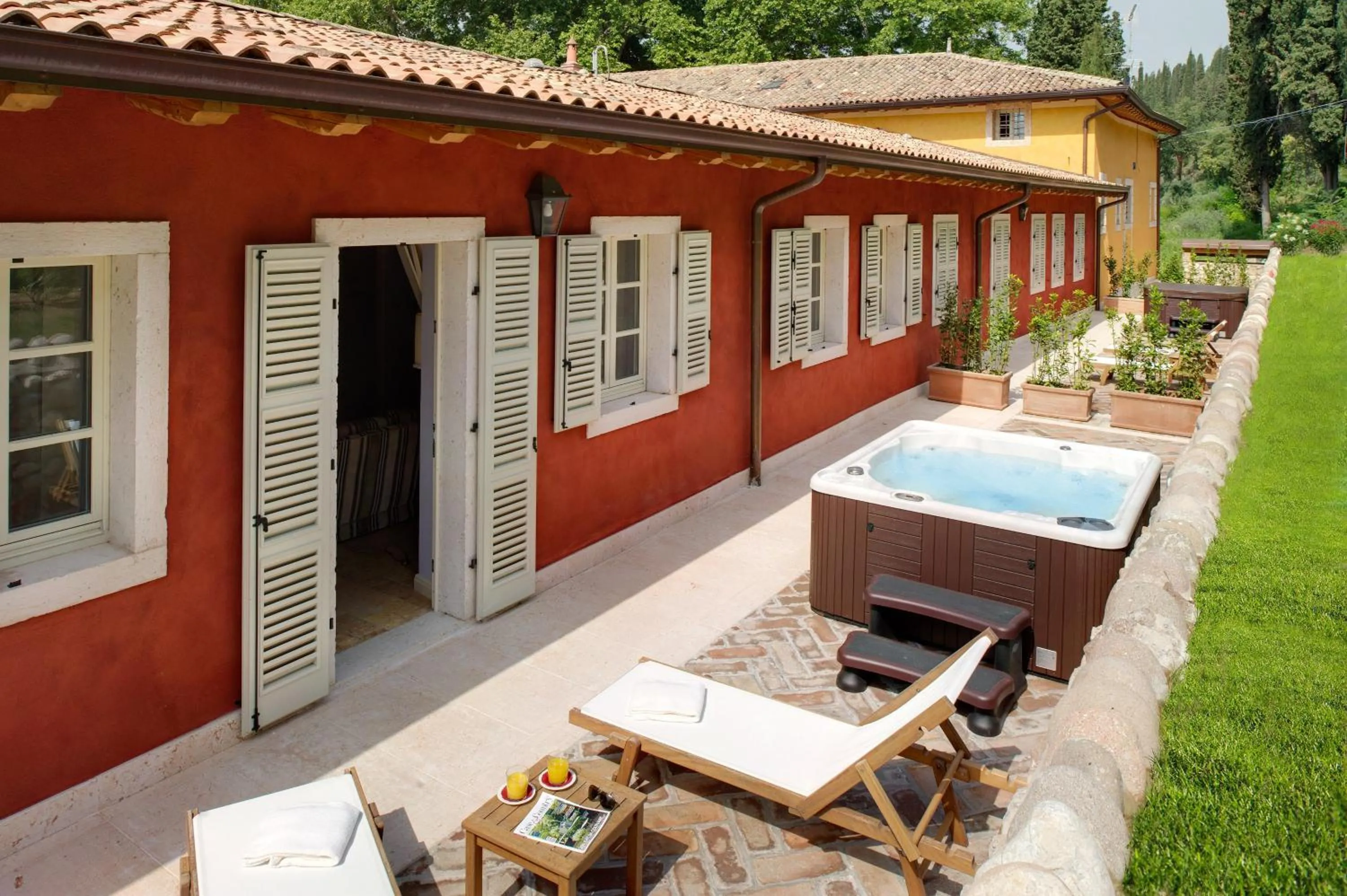 Facade/entrance in Villa Cordevigo