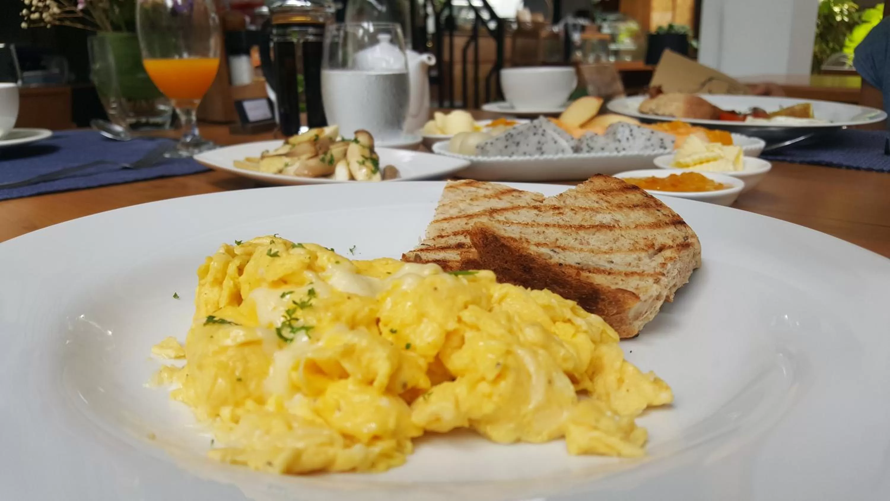 Breakfast in SugarCane Chiang Mai