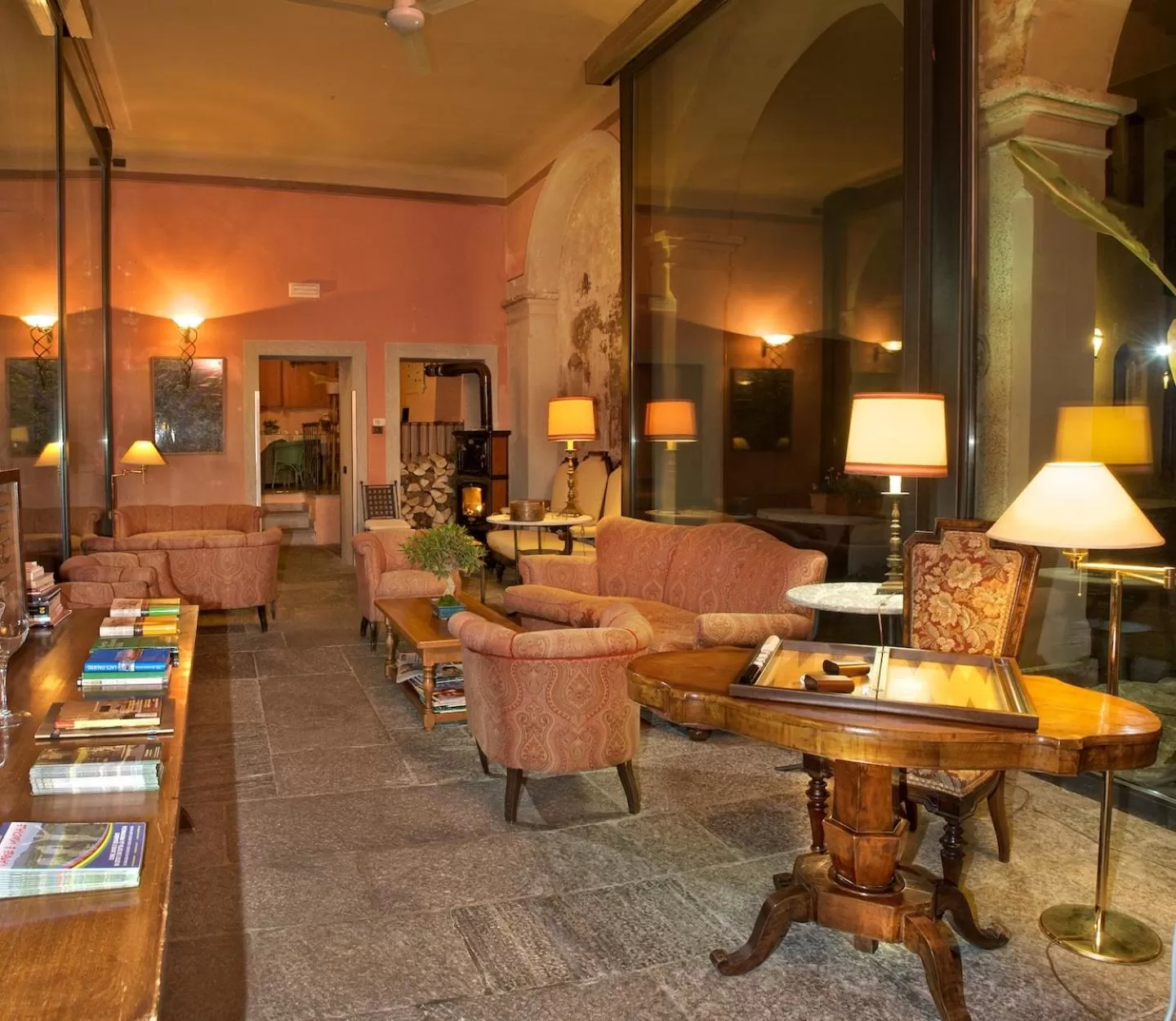 Patio in Hotel Locanda Dei Mai Intees