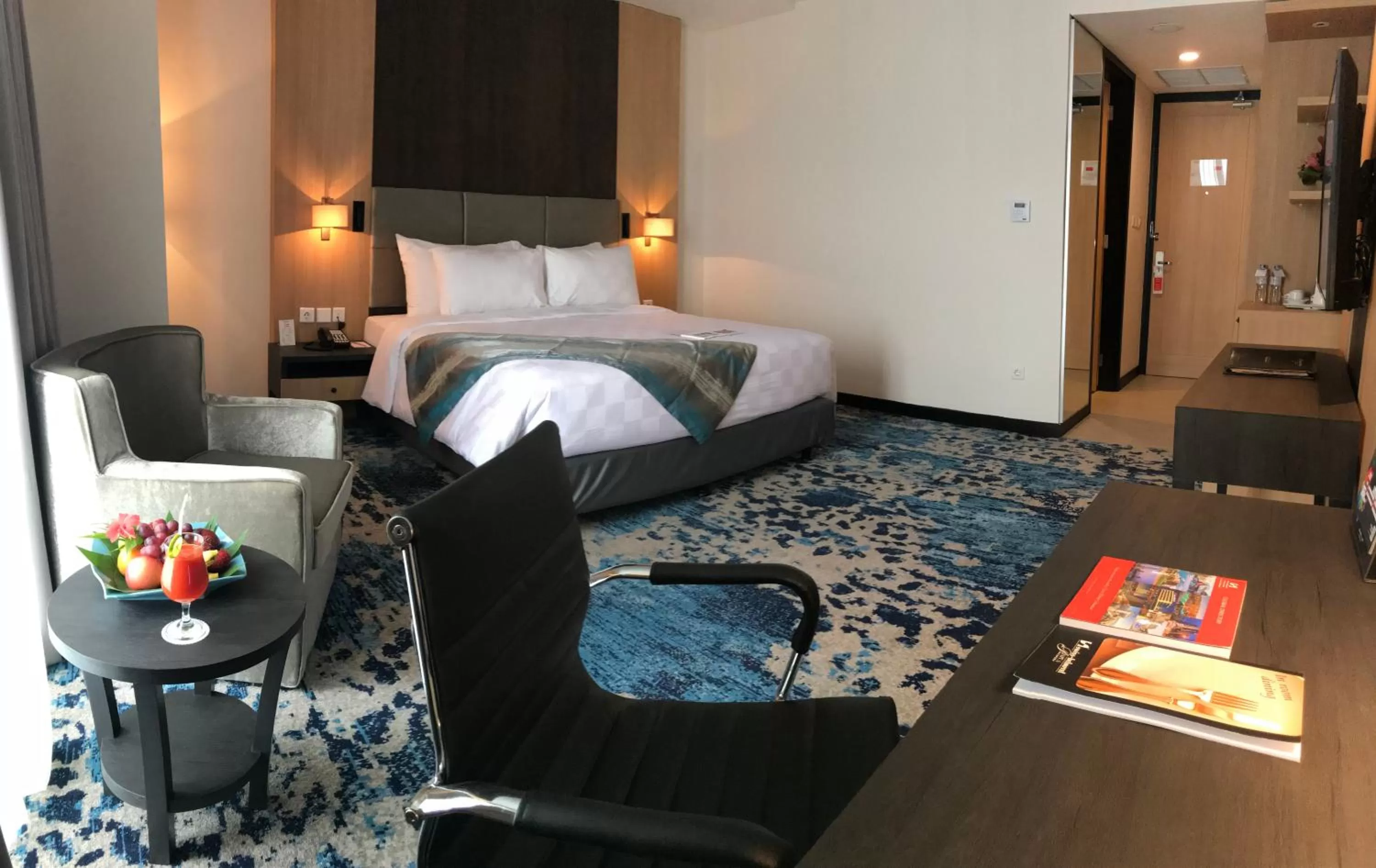 Bedroom, Bed in Swiss-Belhotel Papua