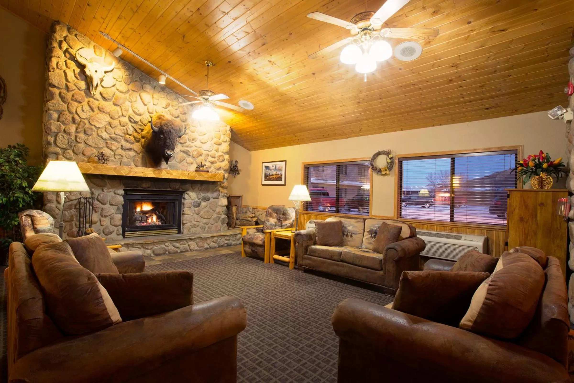 Lobby or reception in AmericInn by Wyndham Medora