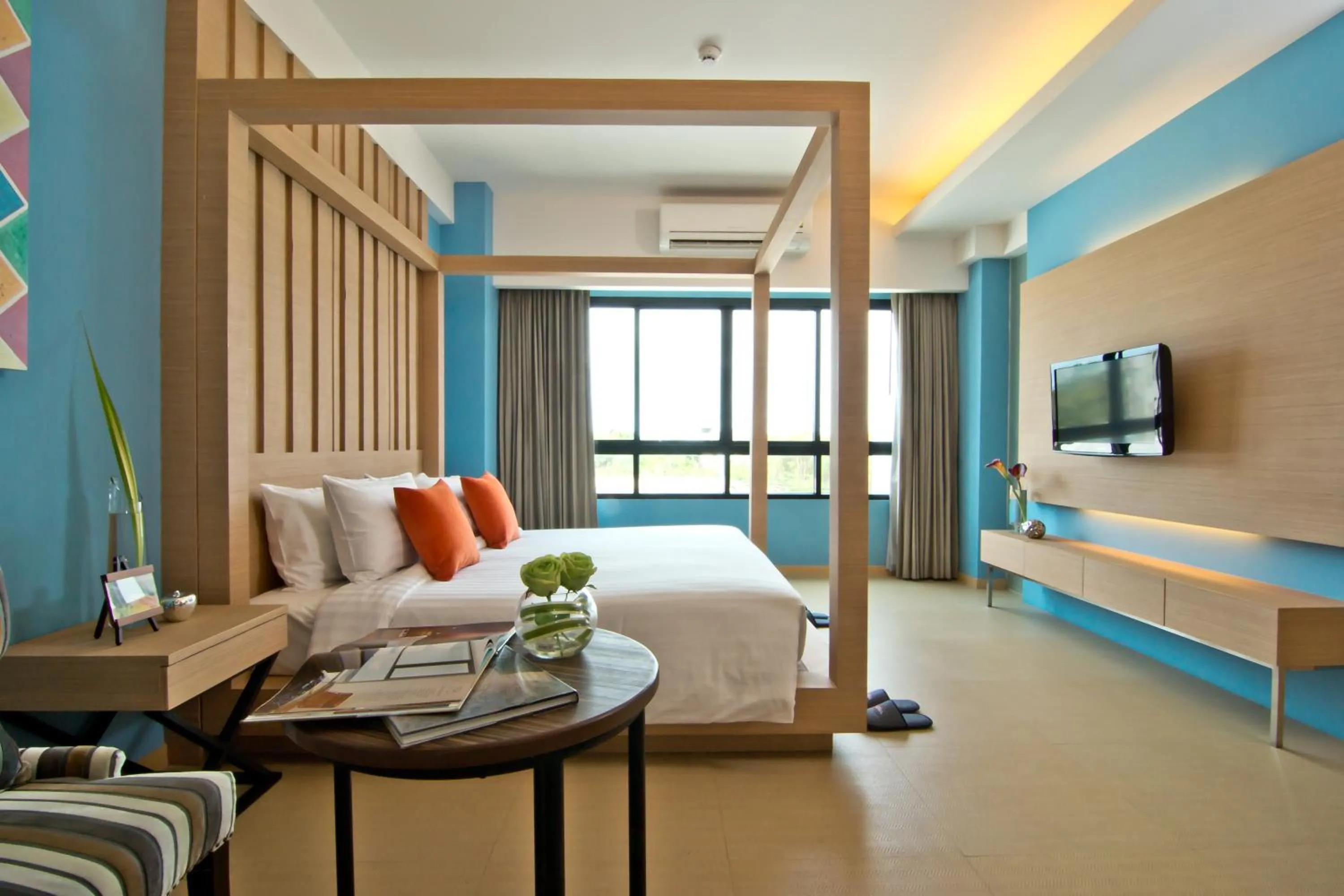Photo of the whole room, Bed in Hotel J Residence Pattaya