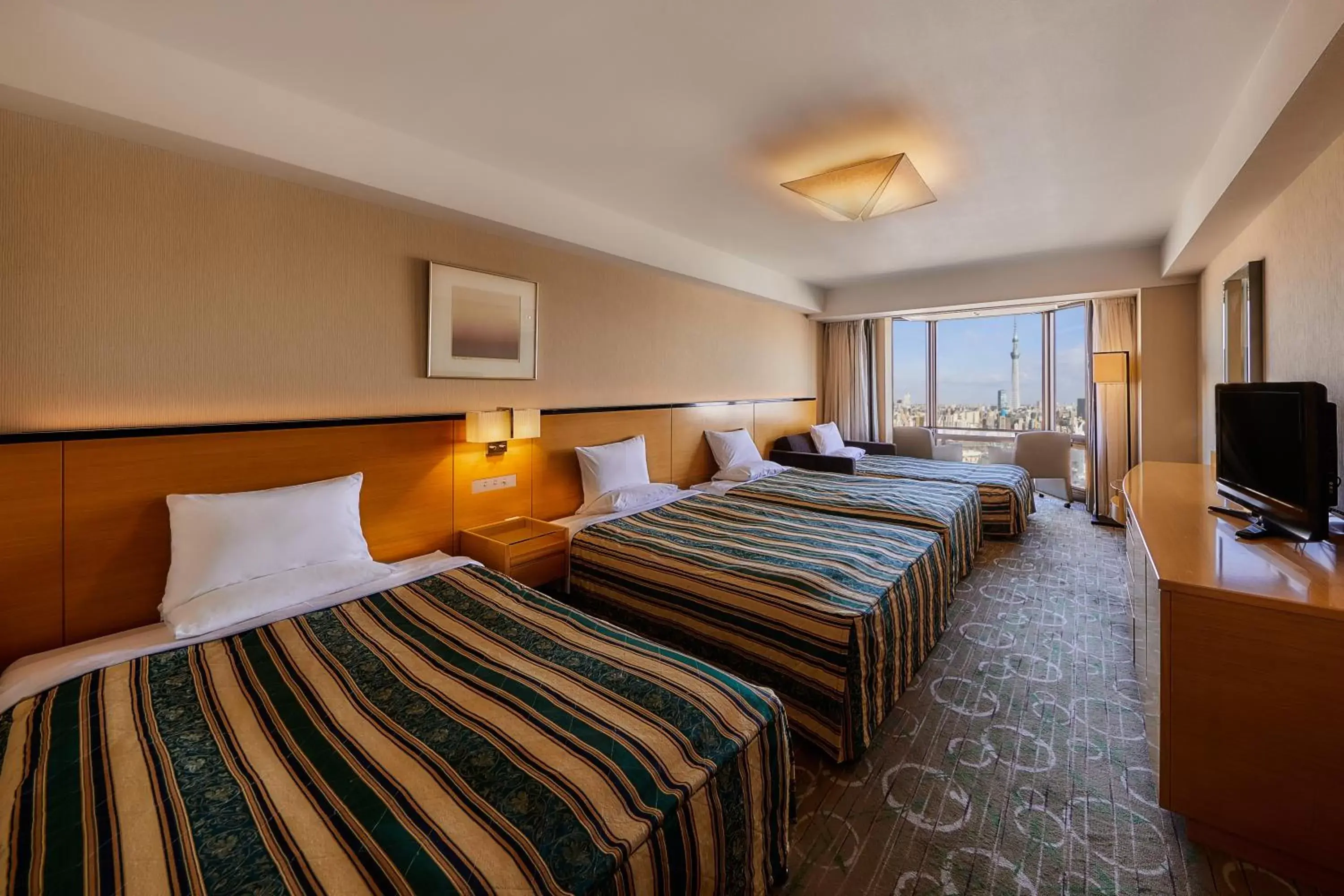 Deluxe Twin Room with Skytree Side with 2 extra beds- Smoking (4 adults) in Asakusa View Hotel Deluxe Twin Room with Skytree Side with 2 extra beds- Smoking (4 adults) in Asakusa View Hotel