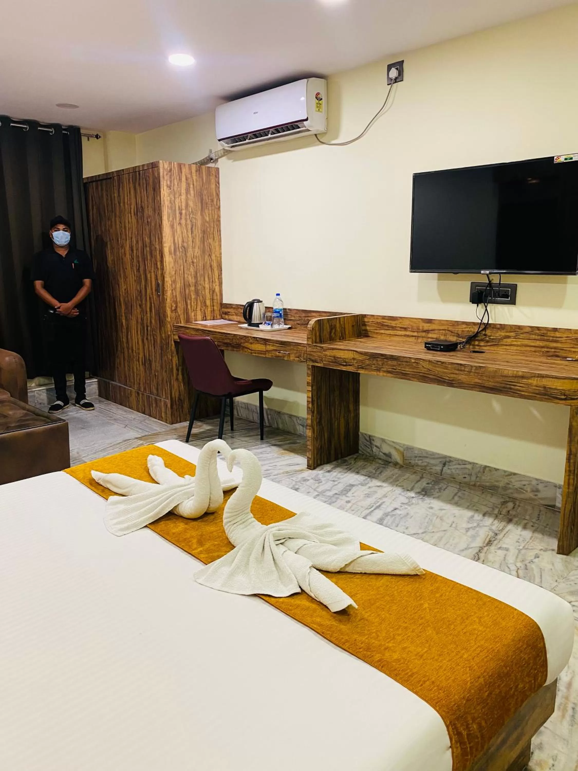 Bedroom, Bed in Hotel Grand Residency