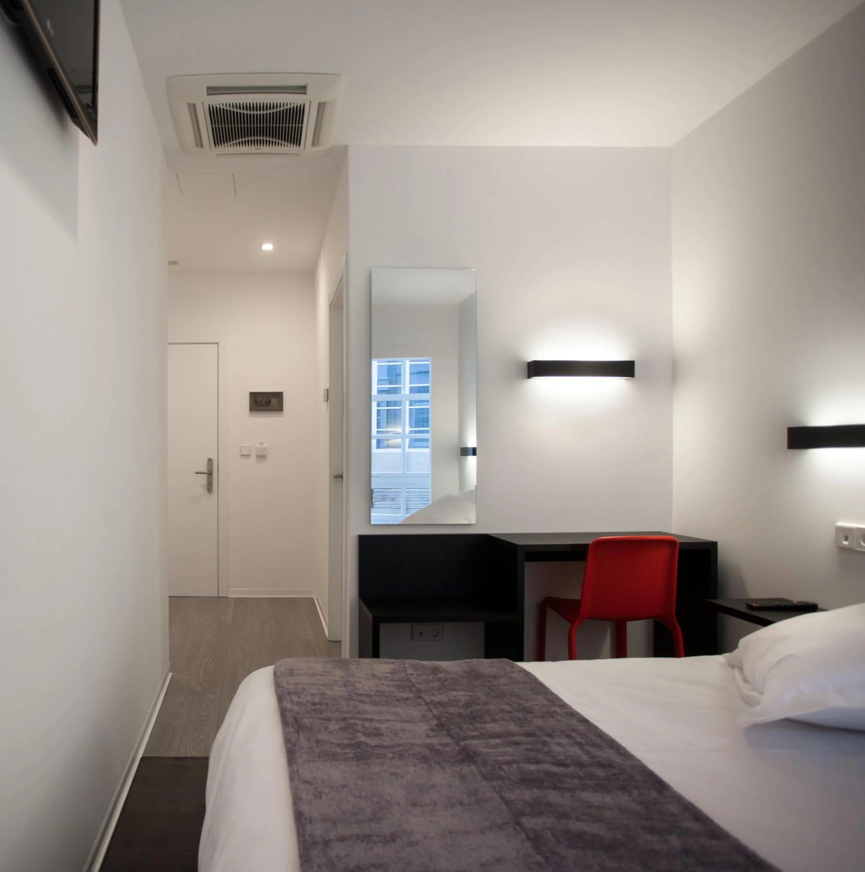 Bedroom, Bed in Hotel Lois