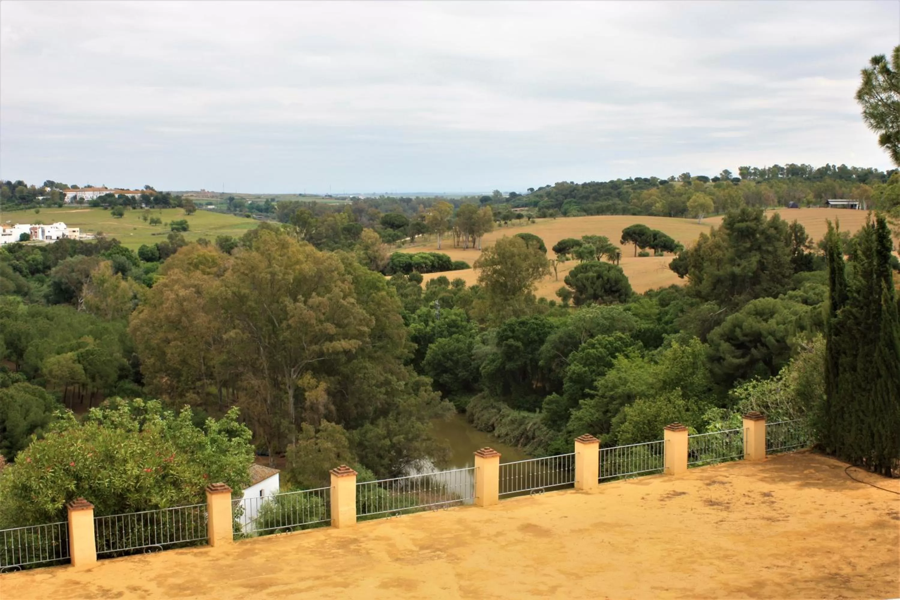 Property building in Hotel Oromana