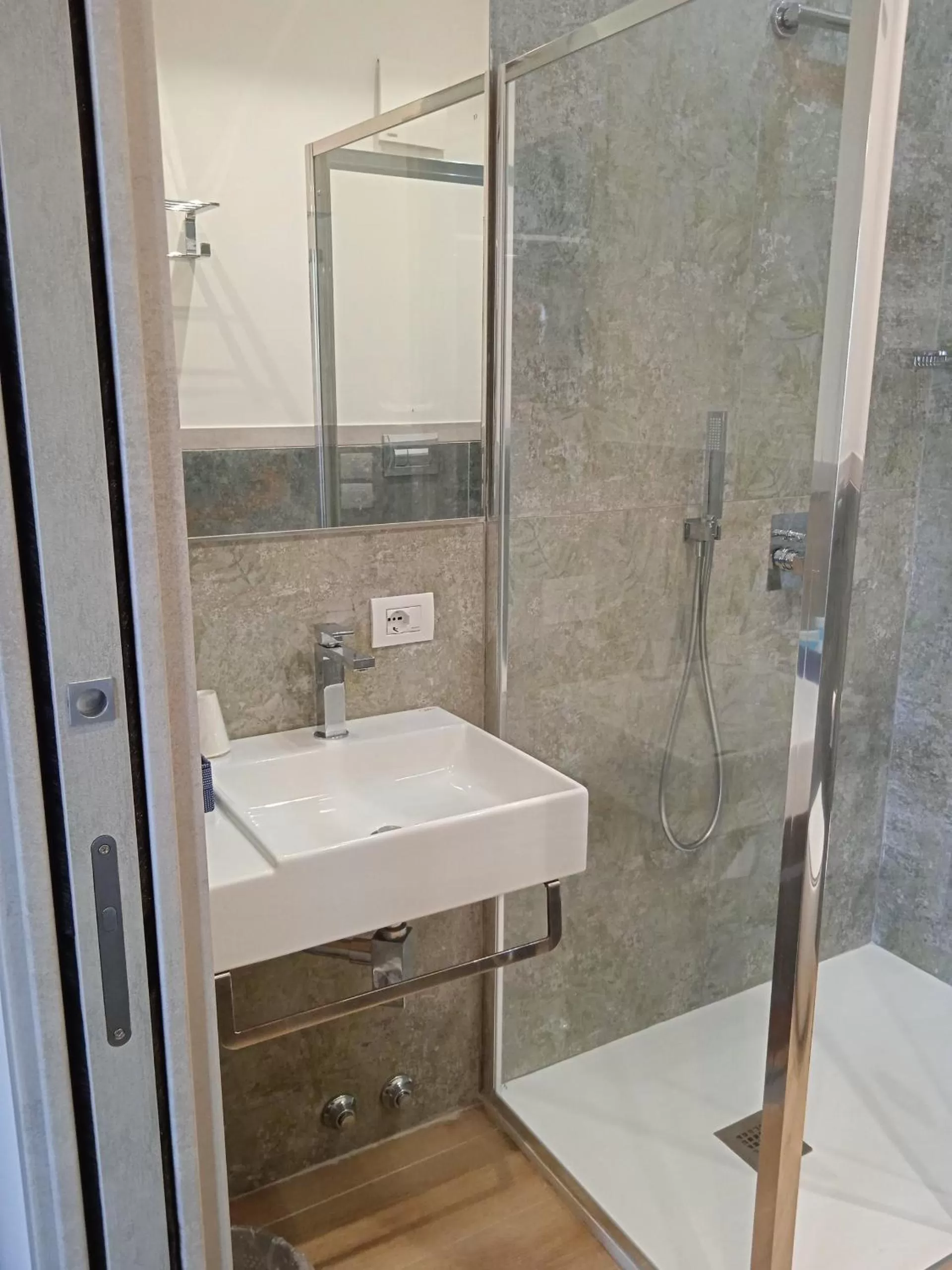 Bathroom in Filangieri 23 - Luxury B&B - Sorrento Coast