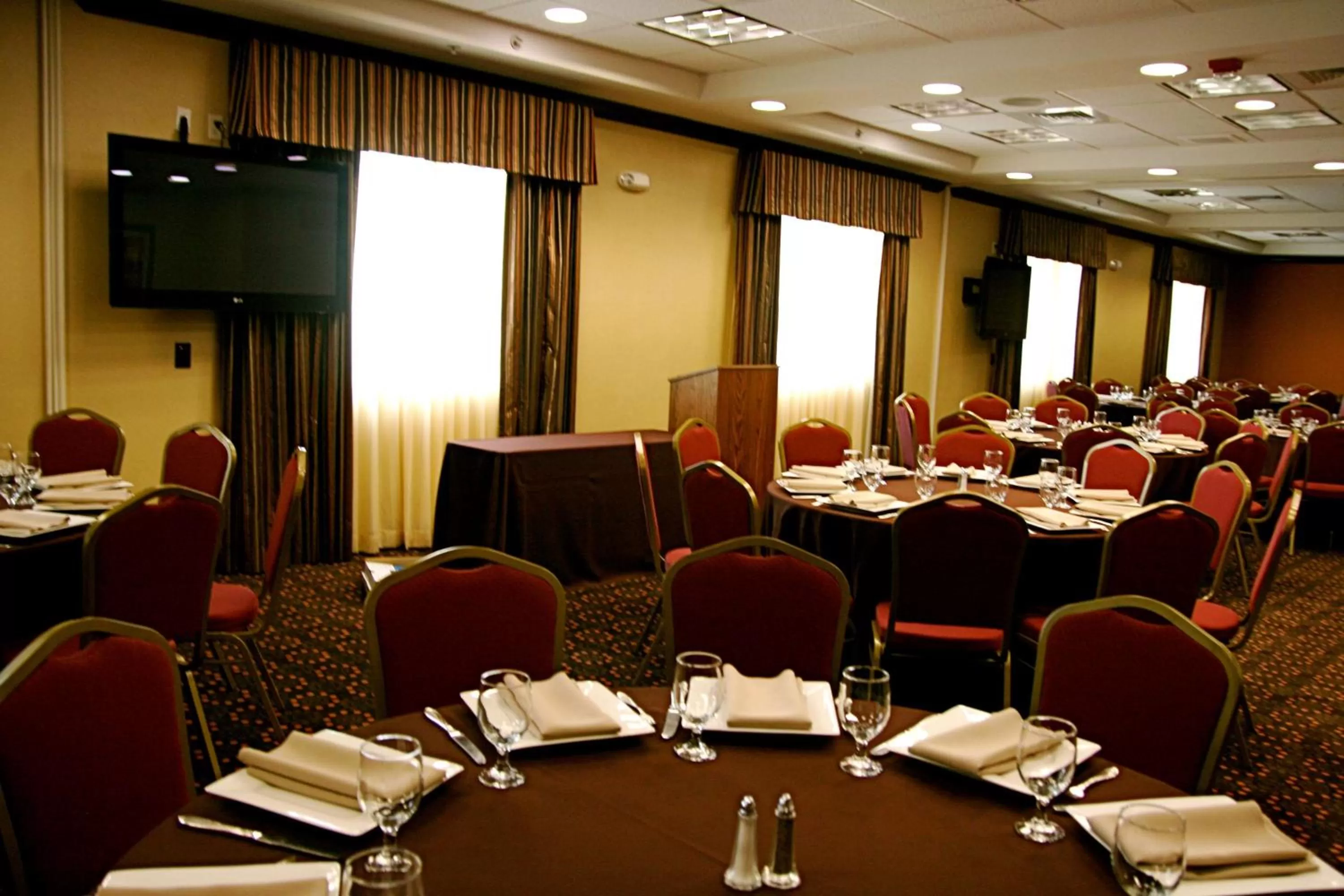 Meeting/conference room in Hampton Inn & Suites Folsom