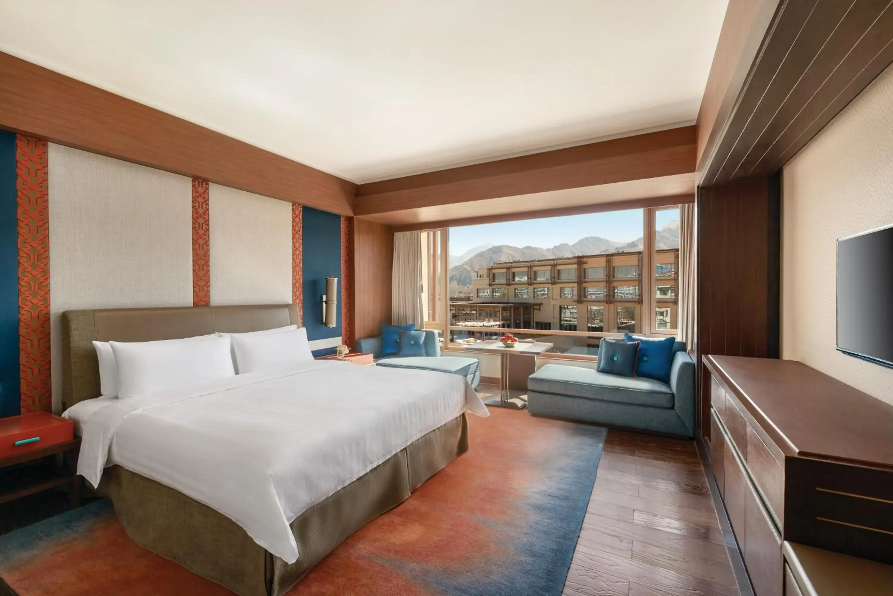 Horizon Club King Room in Shangri-La Lhasa Horizon Club King Room in Shangri-La Lhasa