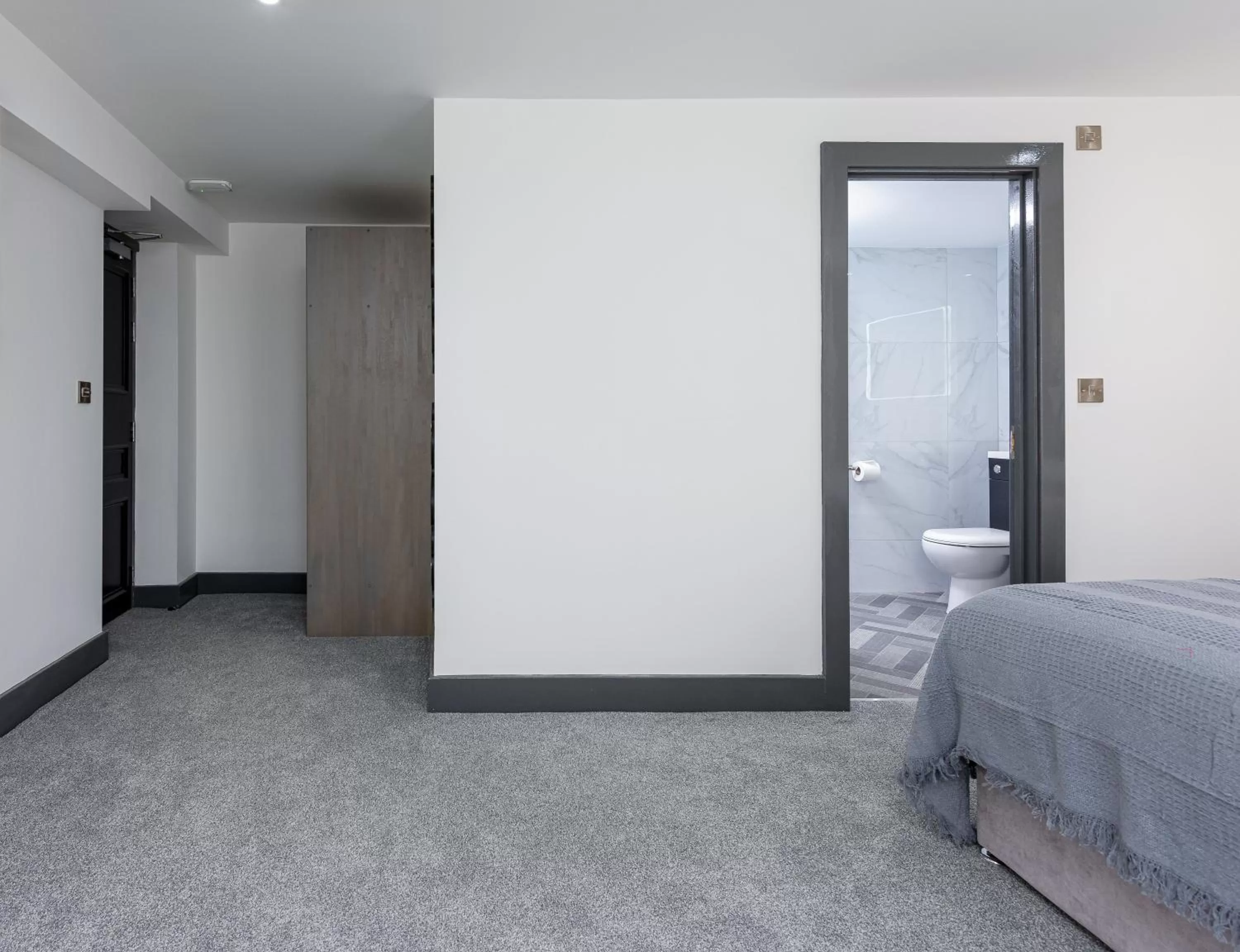 Bedroom, Bed in The Stanley Hotel