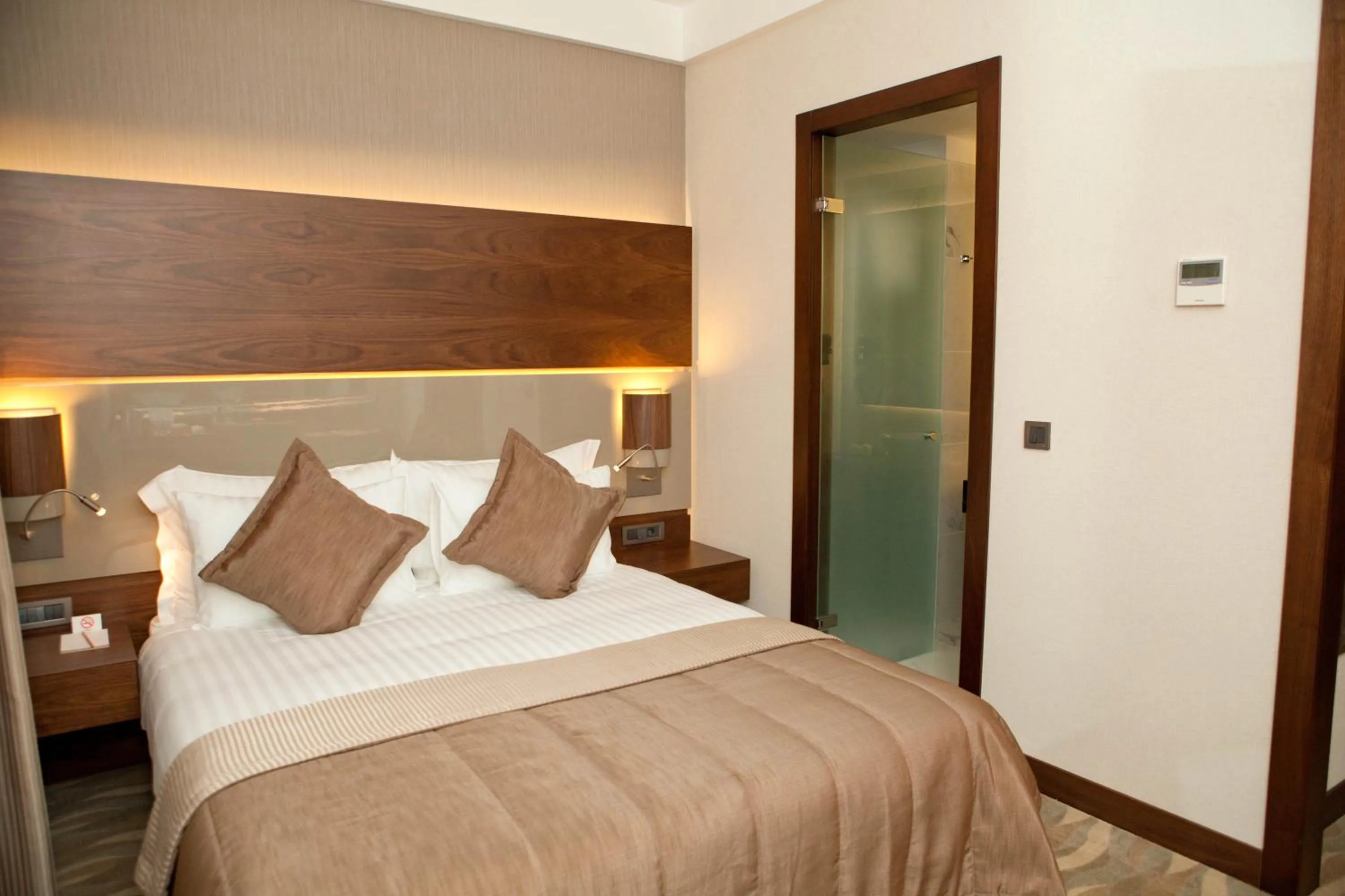 Photo of the whole room, Bed in Innova Sultanahmet Istanbul