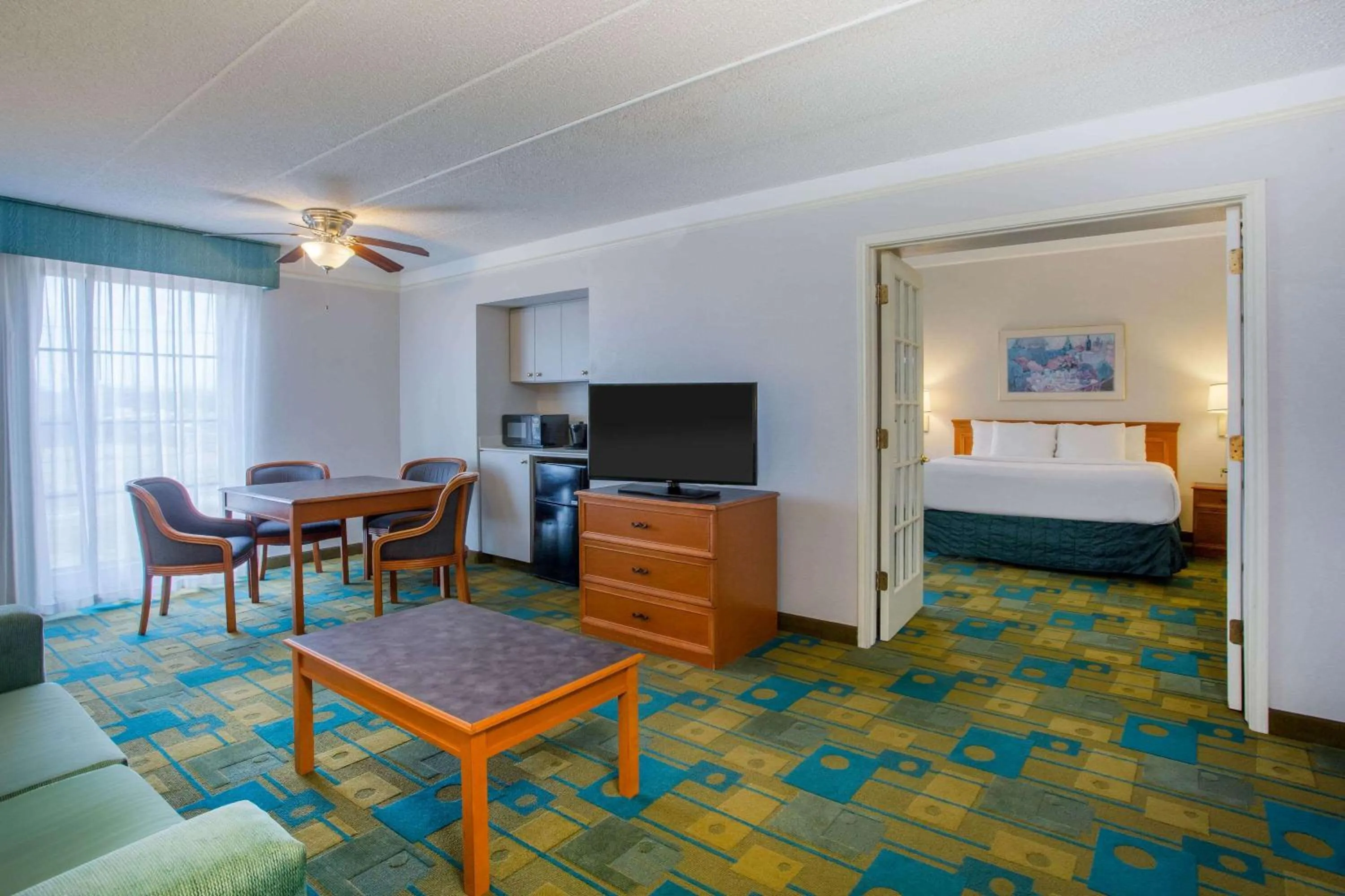 Photo of the whole room in La Quinta Inn by Wyndham Norfolk Virginia Beach