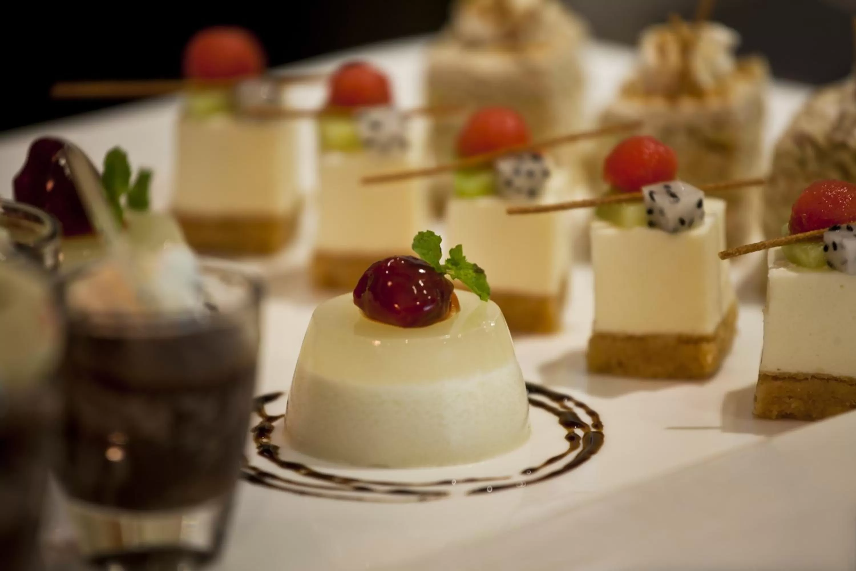 Food in Lakeshore Banani