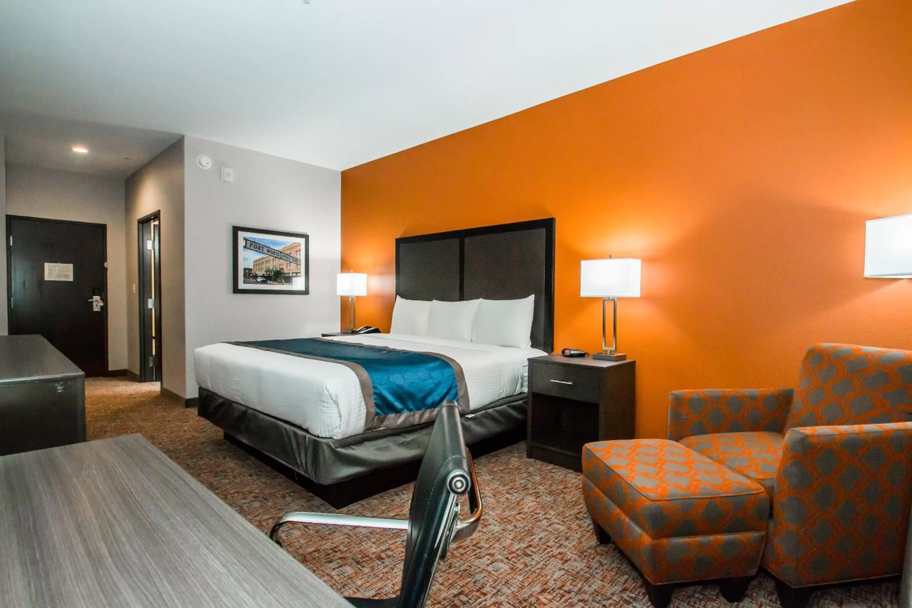 Bed in Executive Inn Fort Worth West