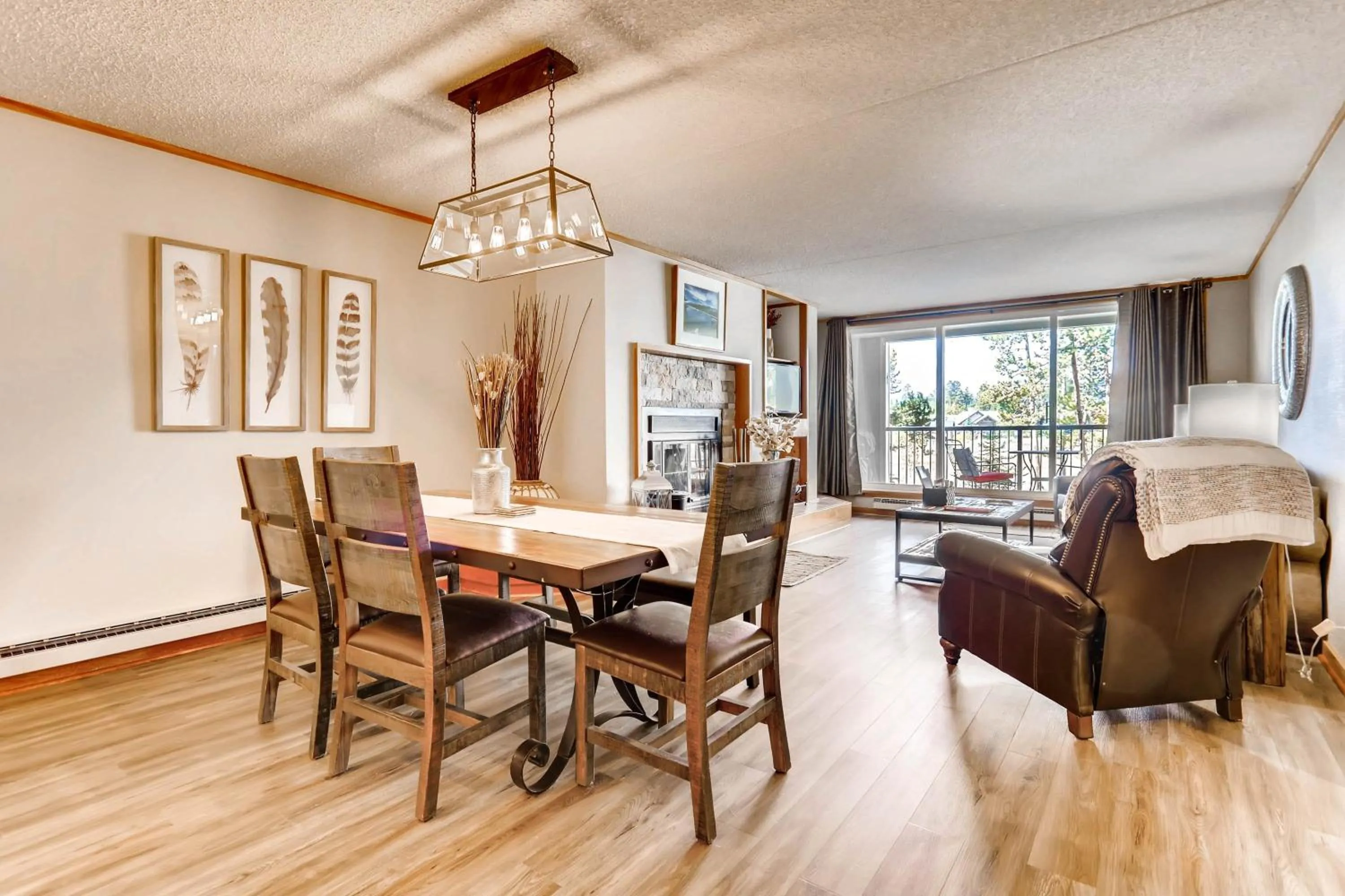 Living room, Bed in Evergreen Condominiums by Vail Resorts