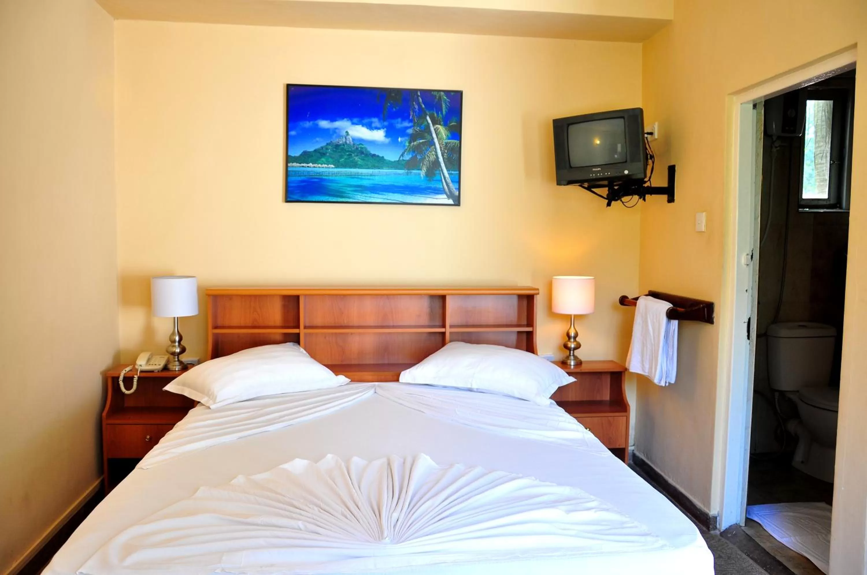 Bed in Milano Tourist Rest