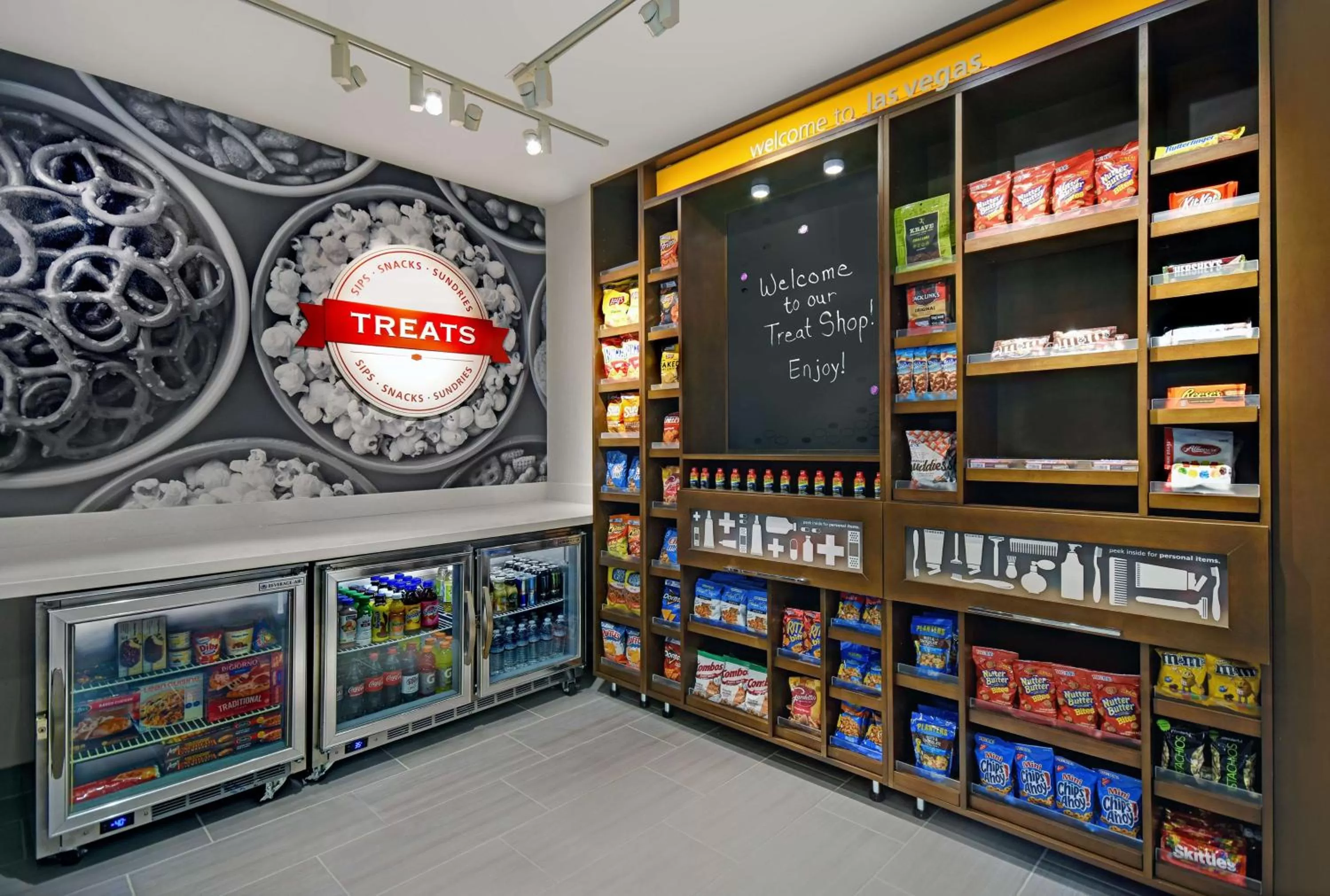 Restaurant/places to eat in Hampton Inn Las Vegas Strip South, NV 89123